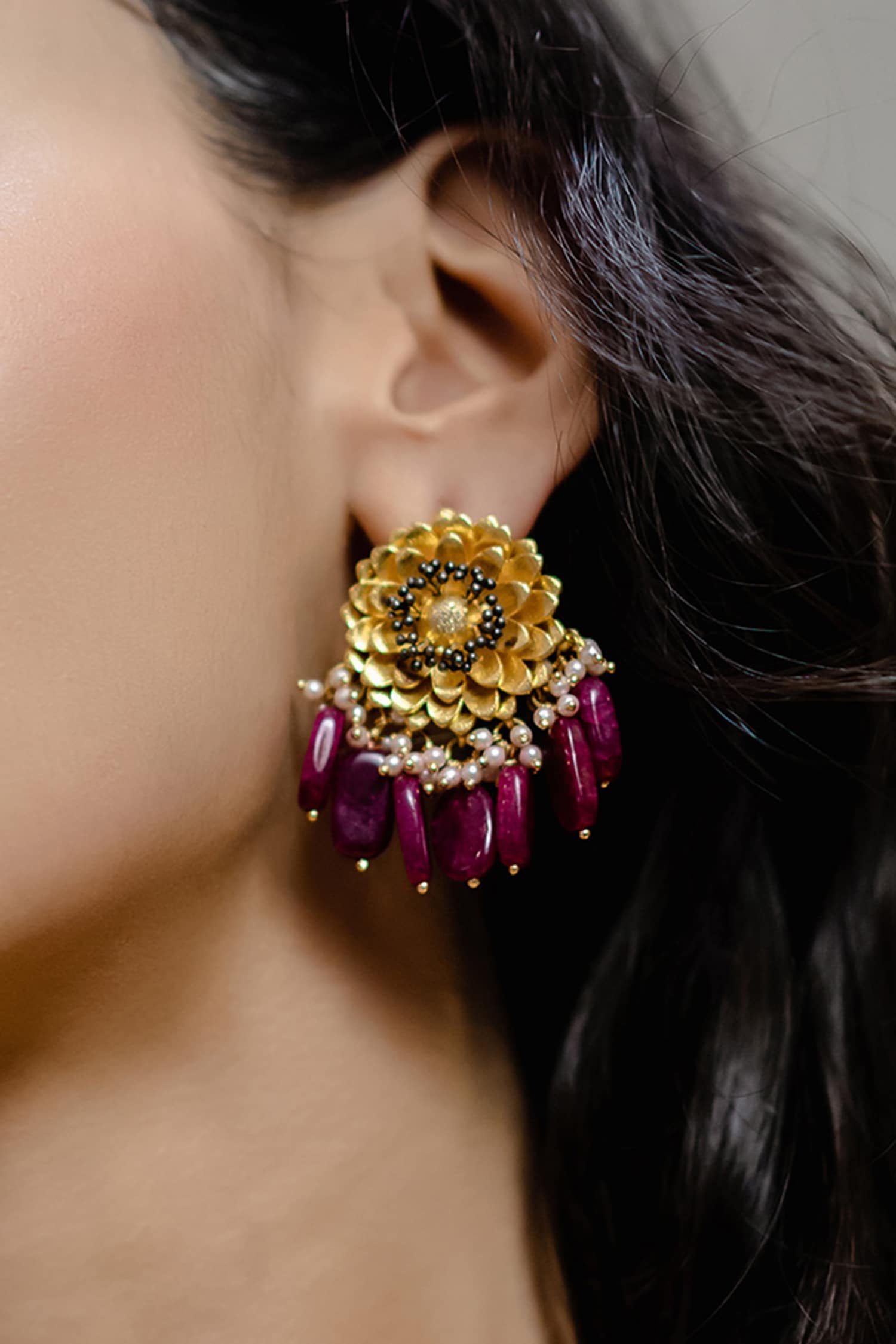 Stone Drop Floral Earrings 