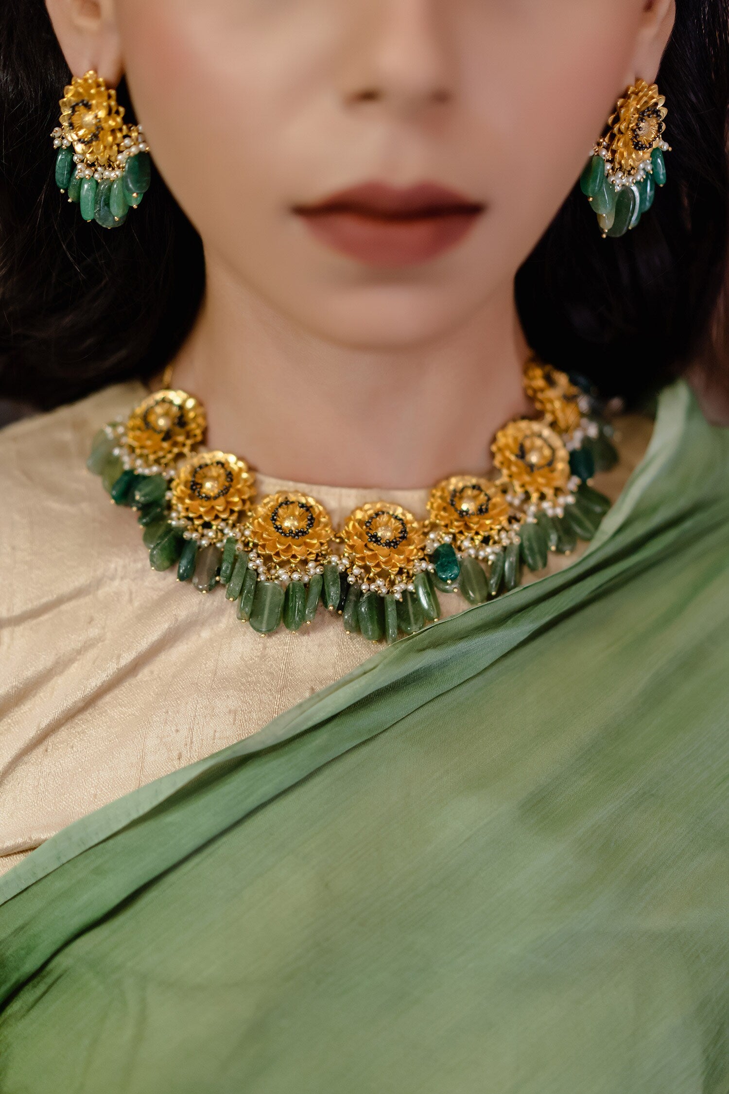 Stone Drop Floral Necklace 