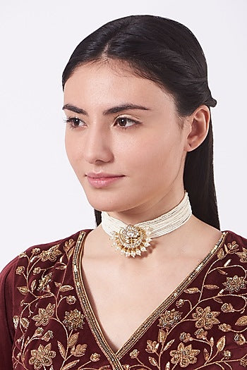 Gold Finish Moissanite Polki Choker Necklace In Sterling Silver