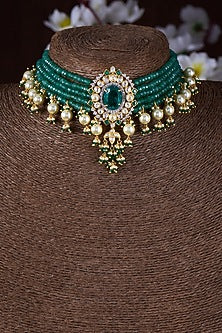 Gold Finish Moissanite Polki & Green Stone Choker Necklace In Sterling Silver