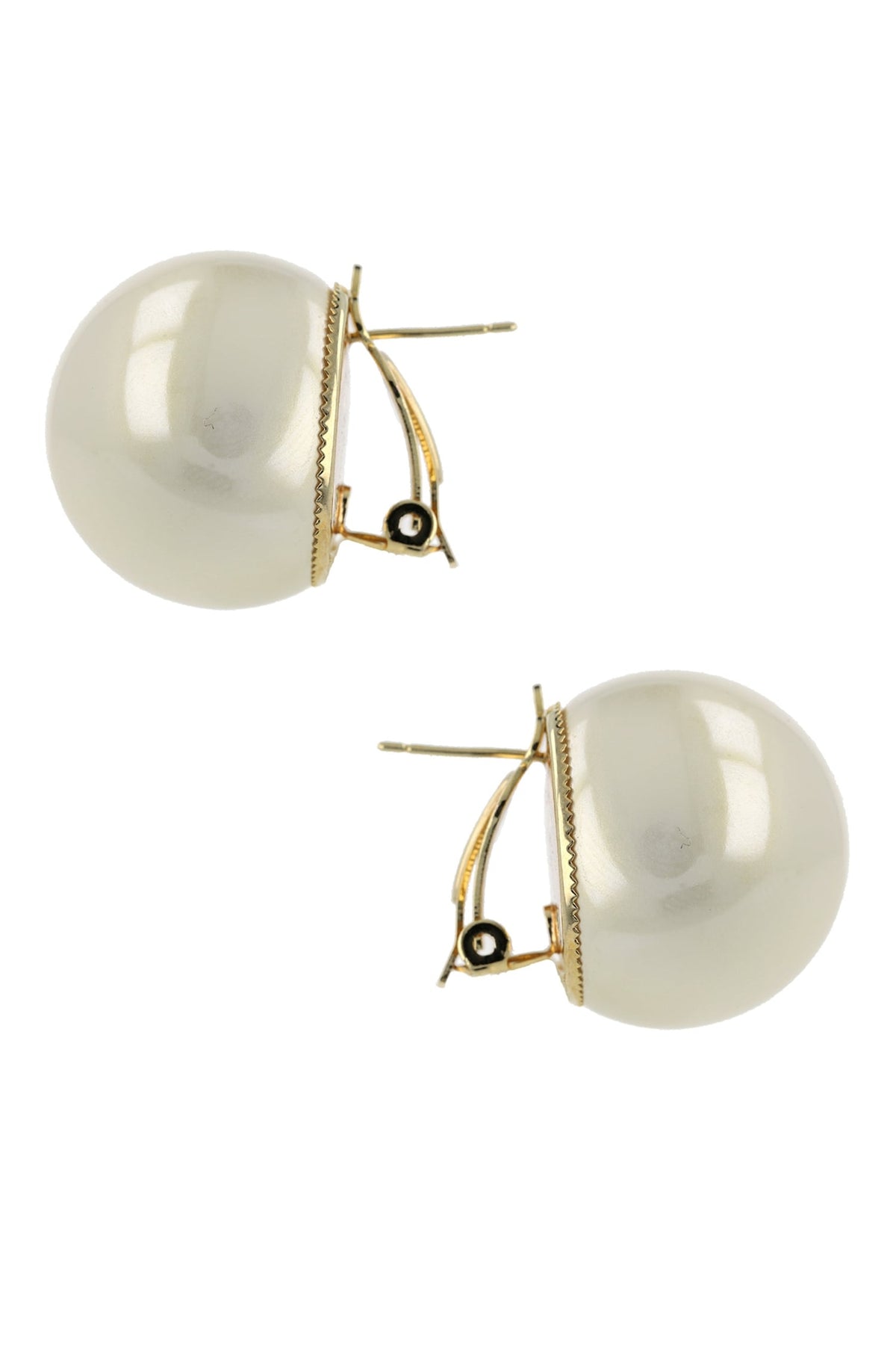 Pearl Ear Studs 