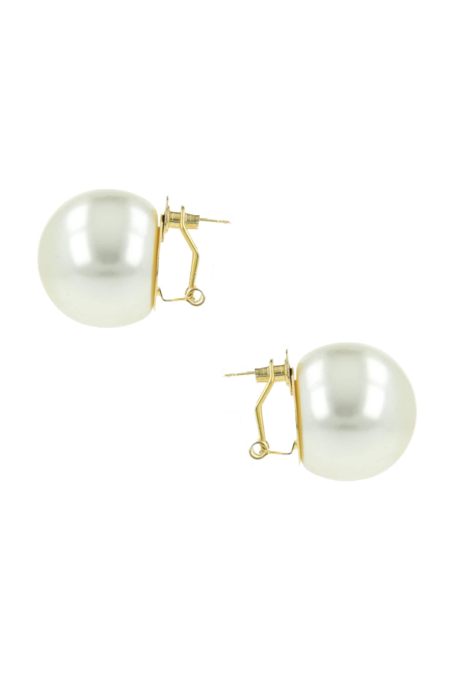 Pearl Stud Earrings 
