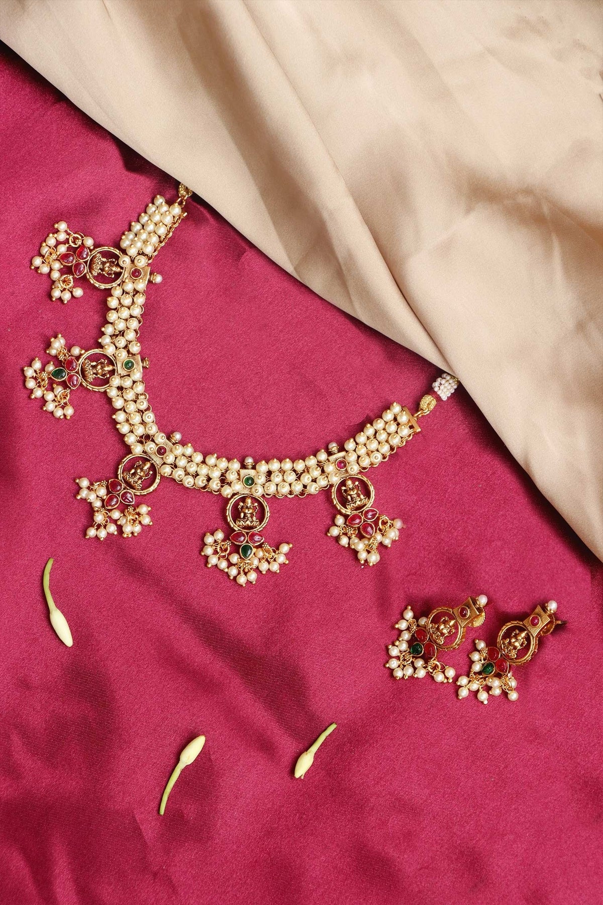 Gold Temple Jewellery Set 