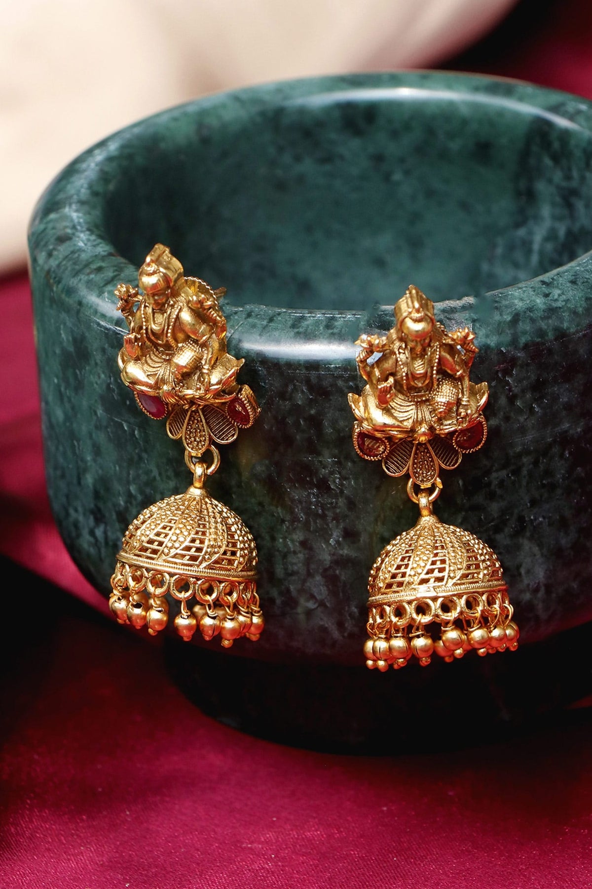 Gold Temple Jewellery Set 