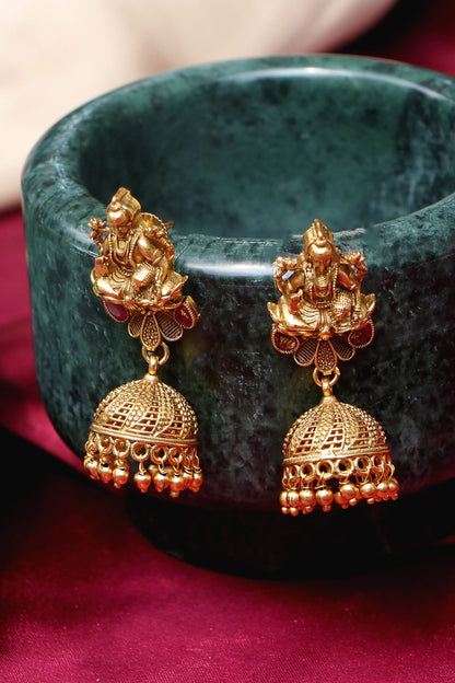 Gold Temple Jewellery Set 