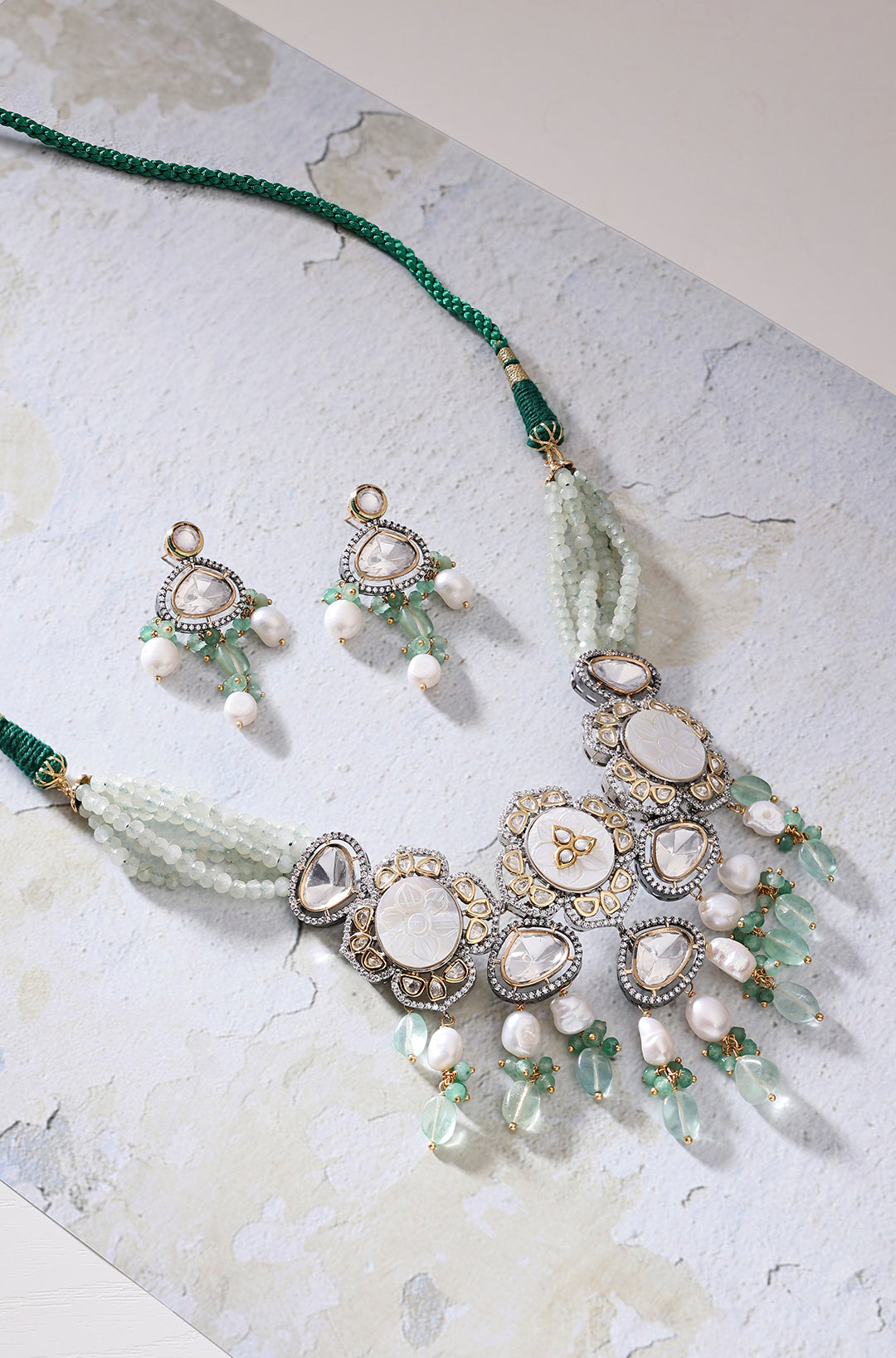 Antique White And Green Necklace Set