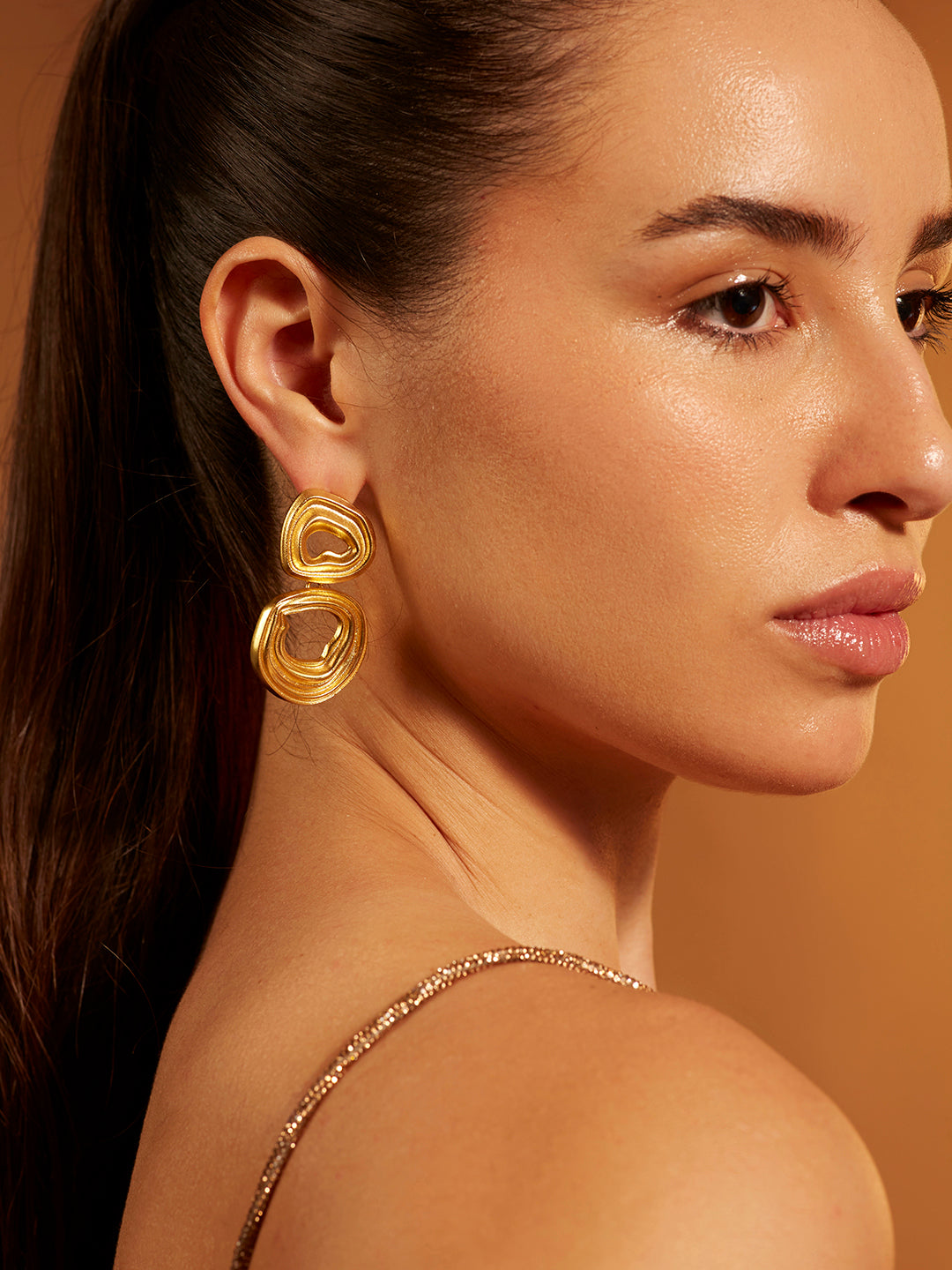 Gold Groove Drop Earrings