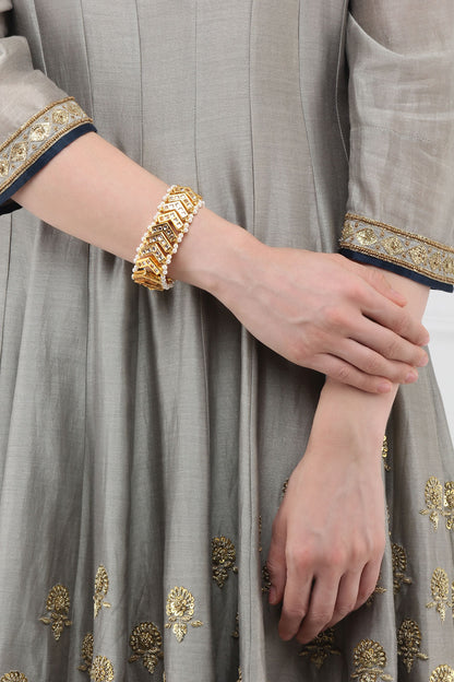 Gold Finish Kundan Bracelet