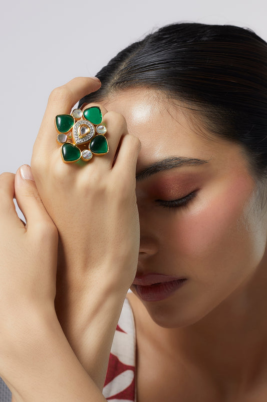 Gold Finish Green Monalisa Stone & Kundan Polki Ring