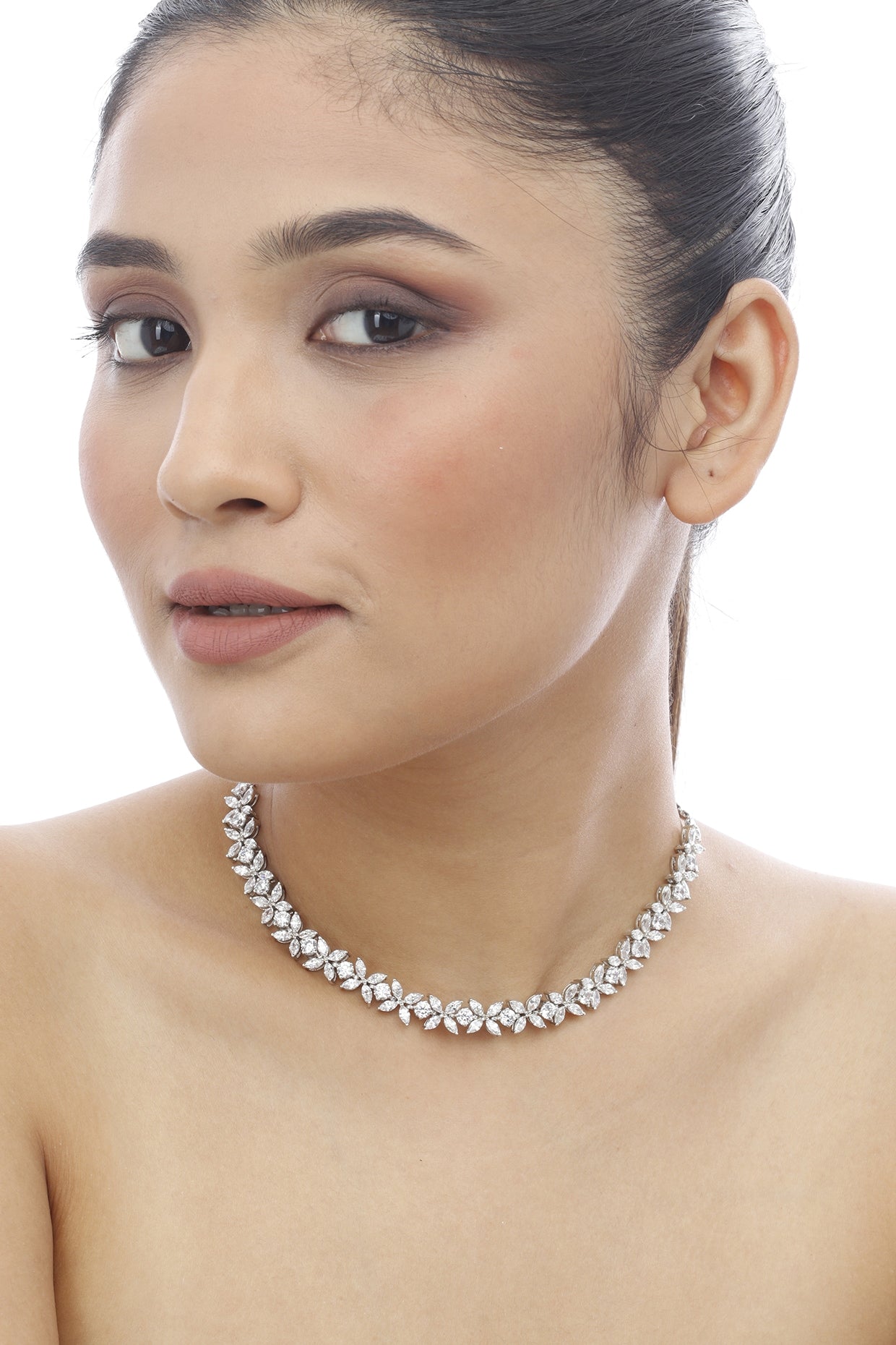 White Finish Swarovski Floral Choker Necklace In Sterling Silver