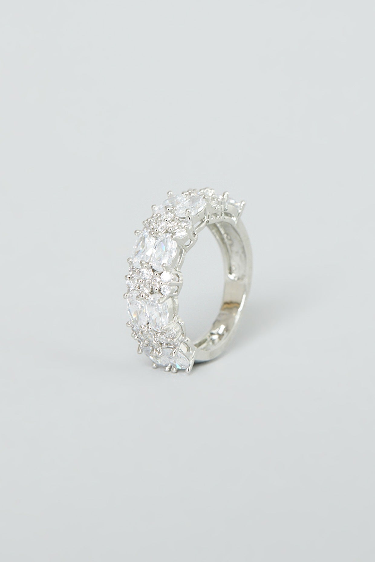 White Finish Zircon Ring