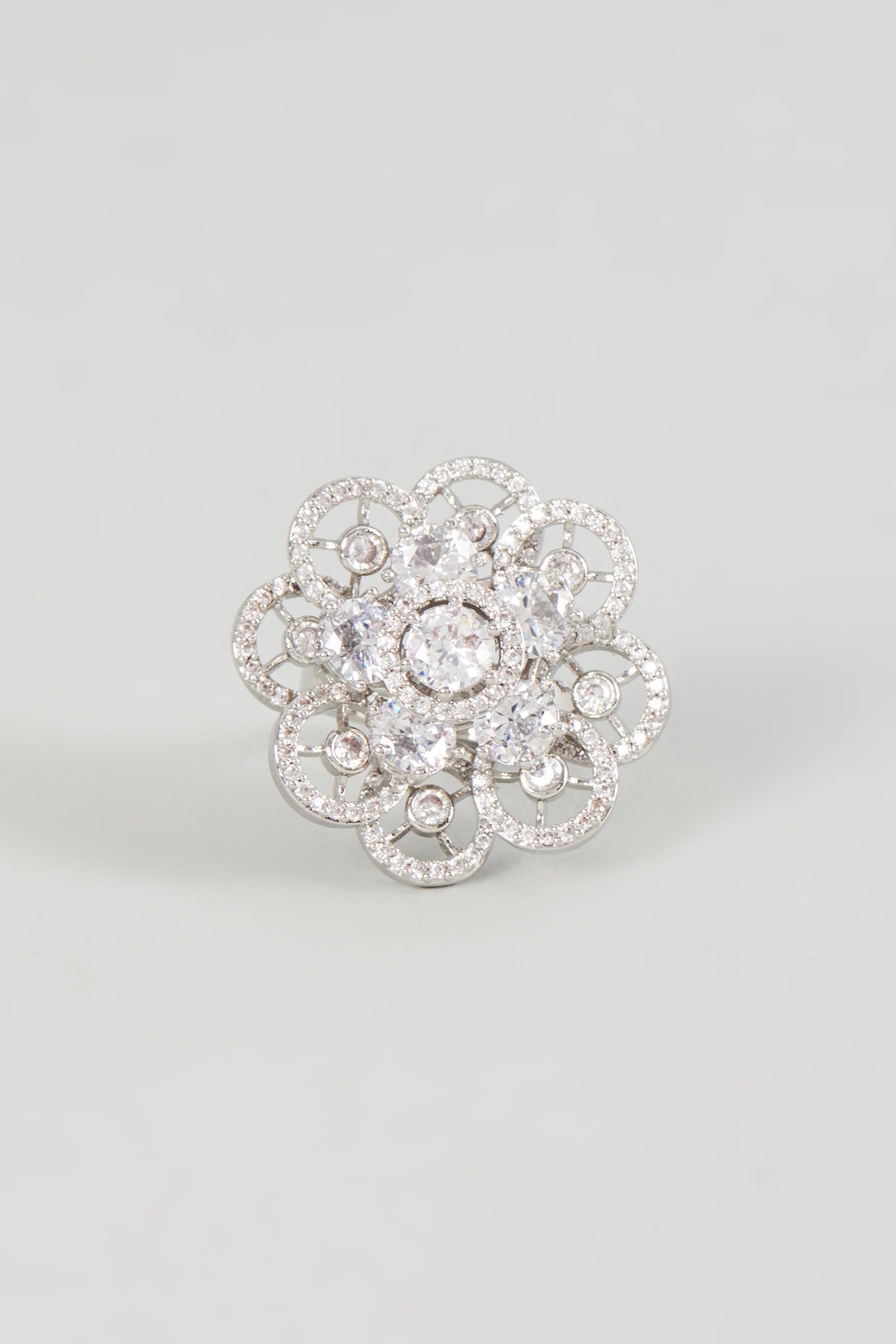 White Finish Zircon Ring