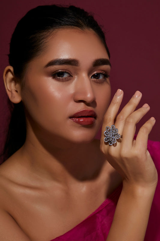 White Finish Zircon Ring
