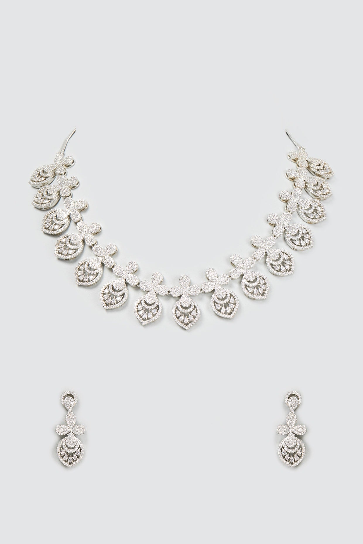 White Finish Zircon Necklace Set