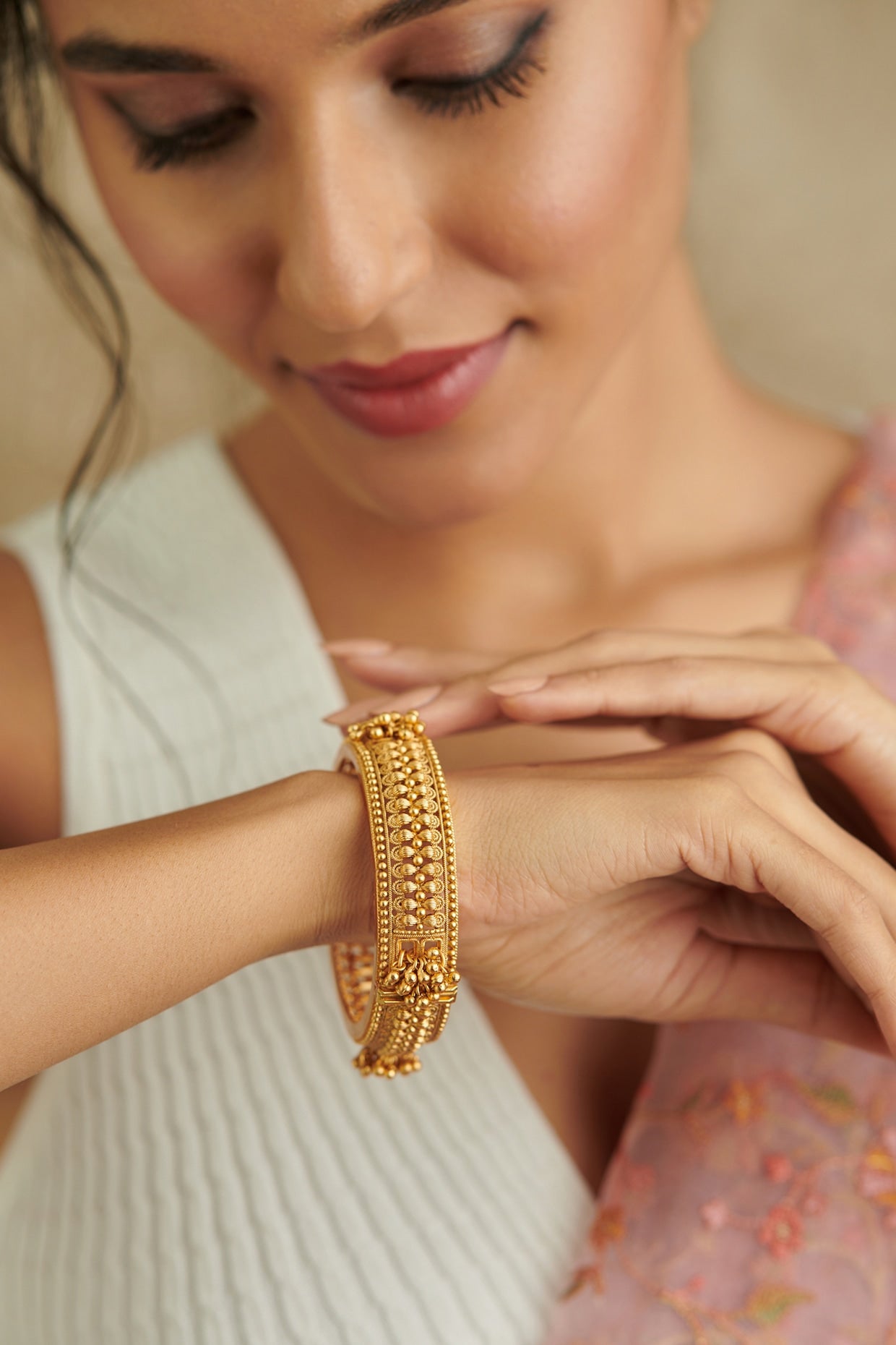 Gold Plated Kundan Polki Temple Bangle