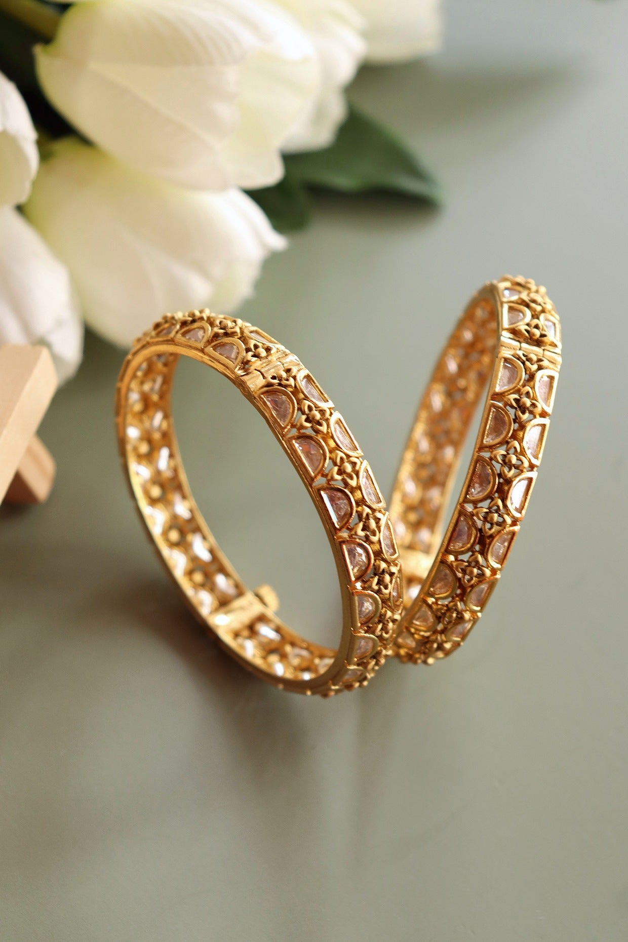 Gold Finish Kundan Polki Bangles