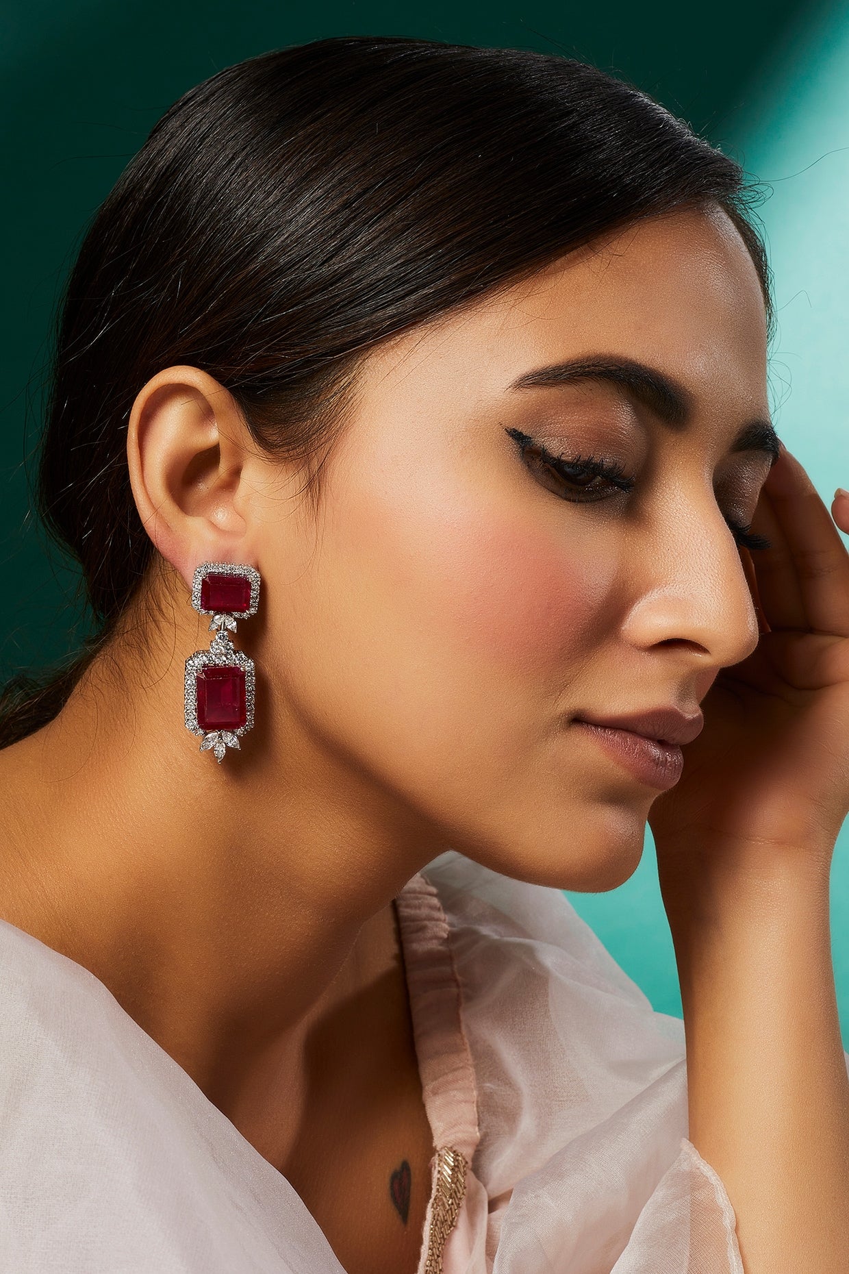 White Finish White & Red Swarovski Zirconia Dangler Earrings In Sterling Silver