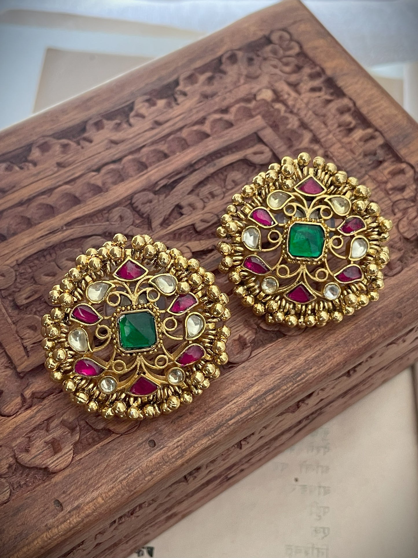 Jadau Polki Ear Studs