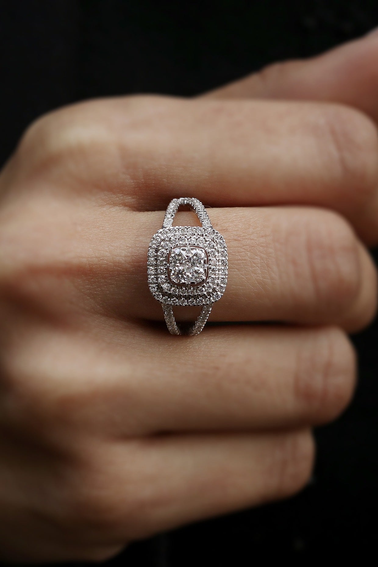 18kt White Gold Lab Grown Diamond Ring