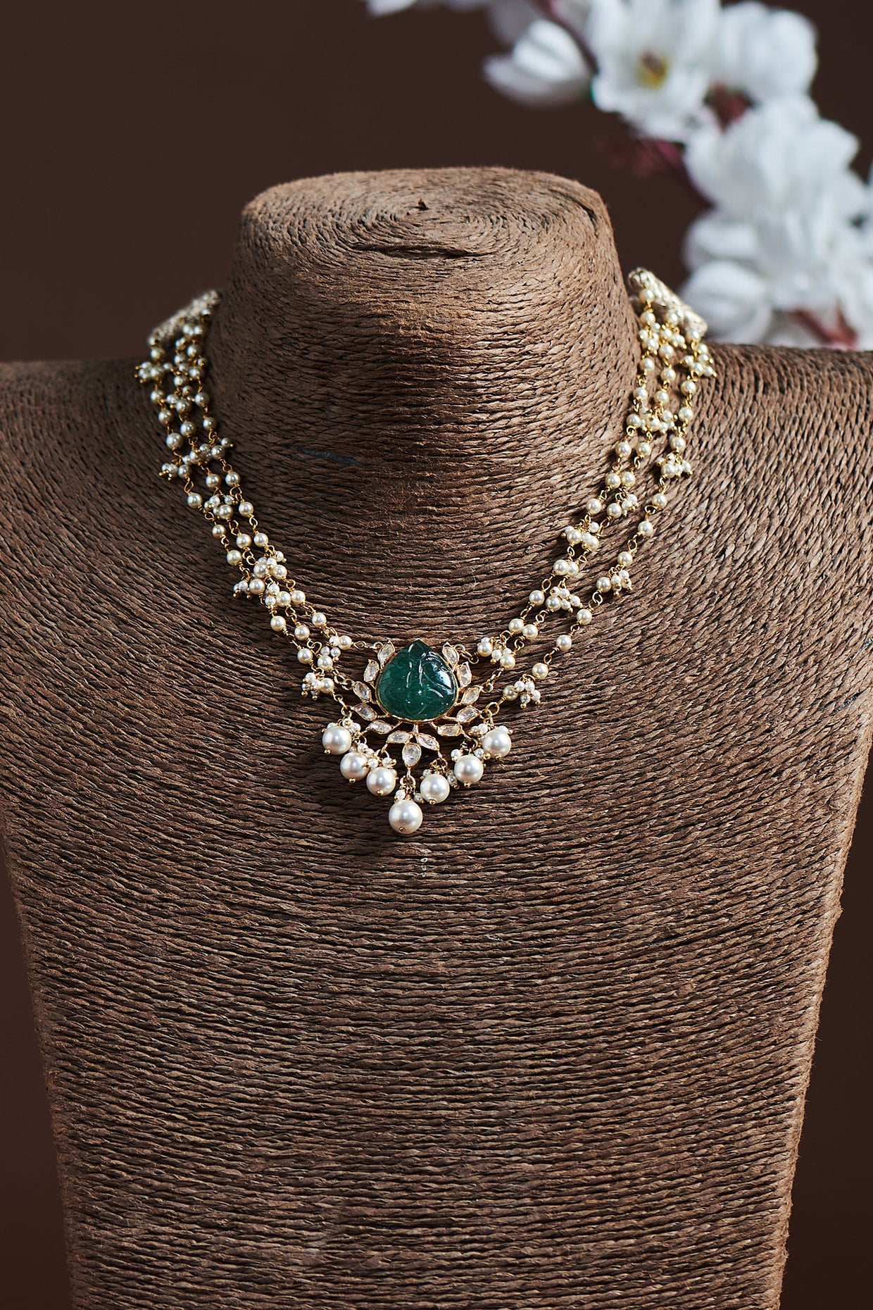 Gold Finish Moissanite Polki & Emerald Choker Necklace In Sterling Silver