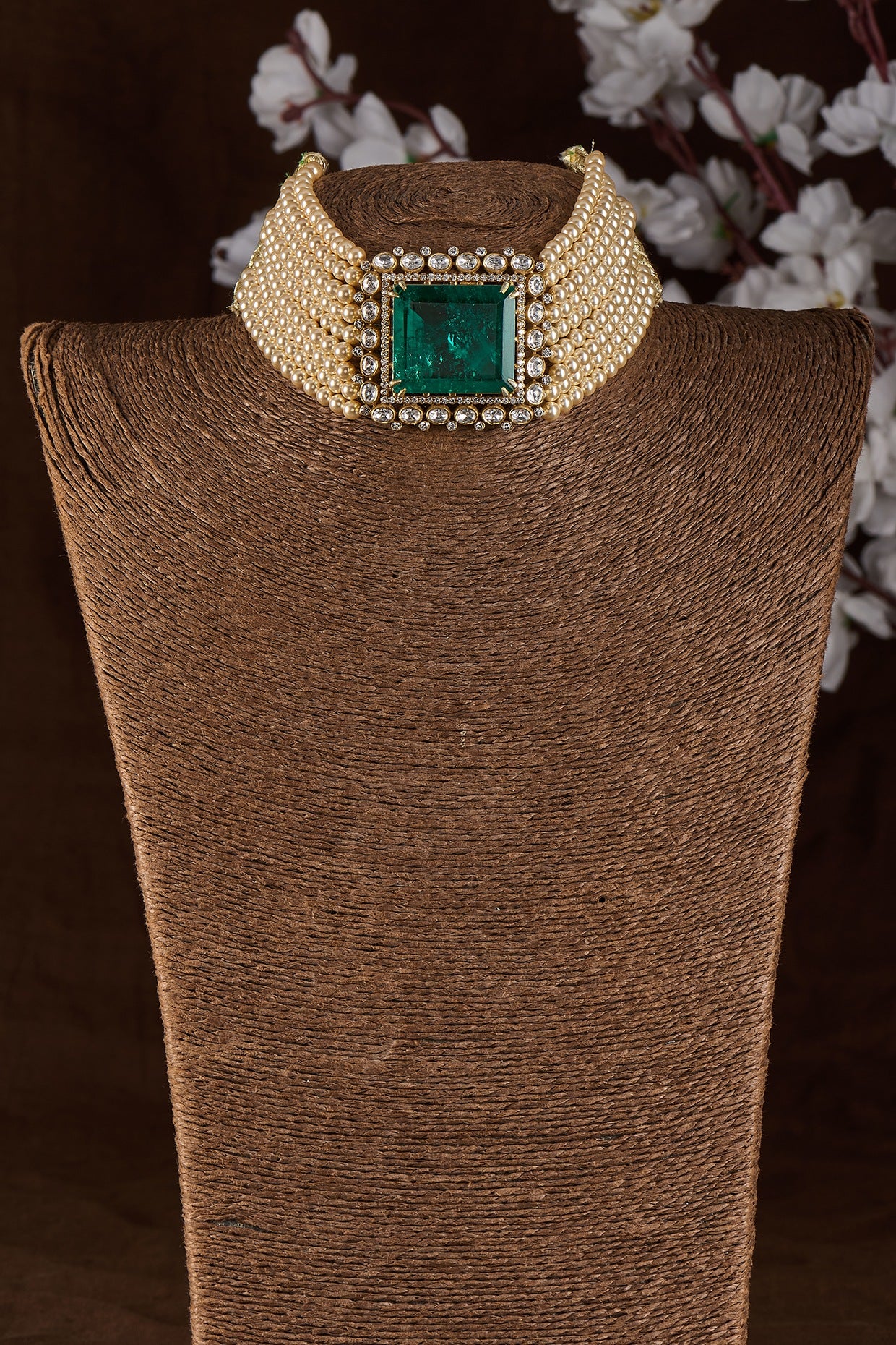 Gold Plated Moissanite Polki & Emerald Doublet Stone Choker Necklace In Sterling Silver