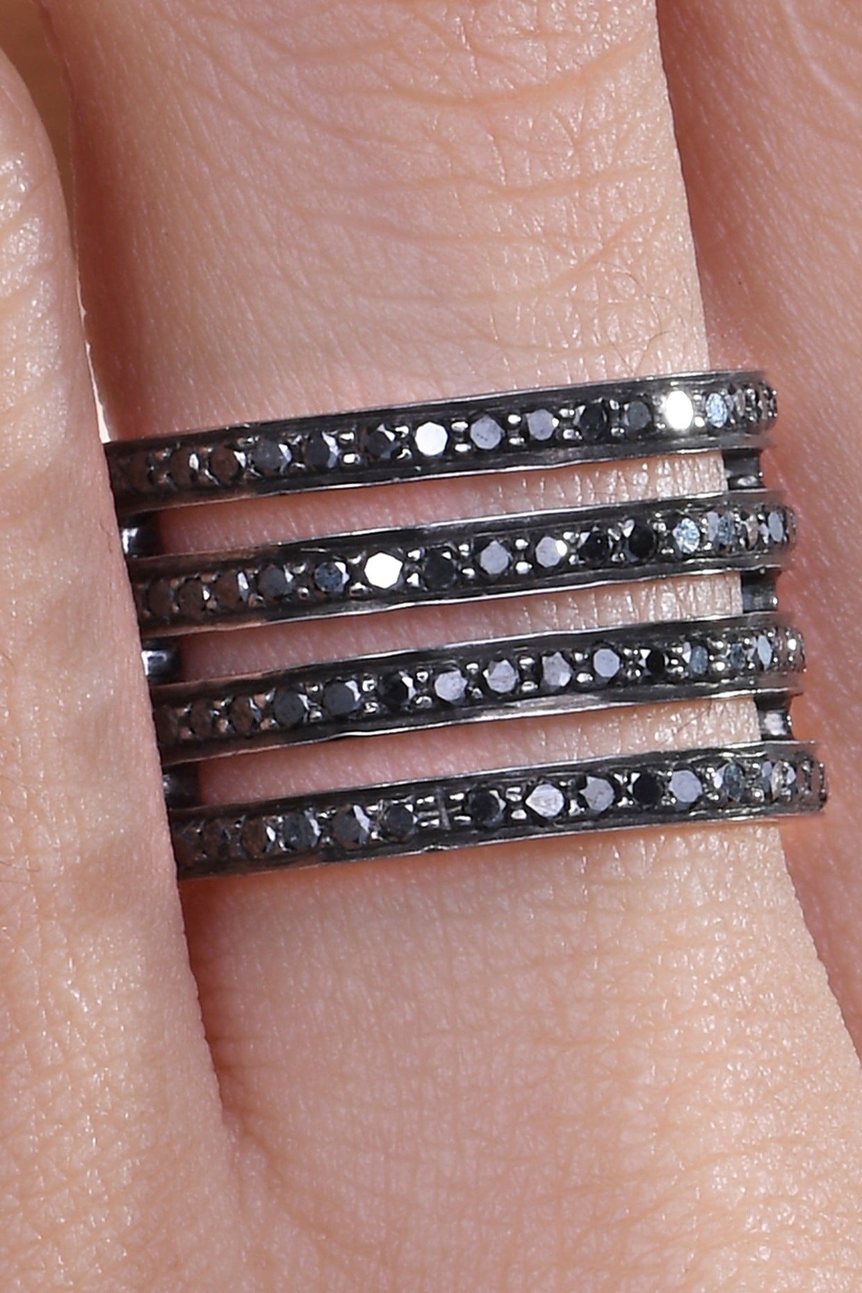 18 Kt Black Gold & Diamond Ring