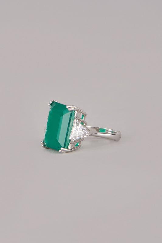 White Finish Green Semi Precious Stone Ring In Sterling Silver