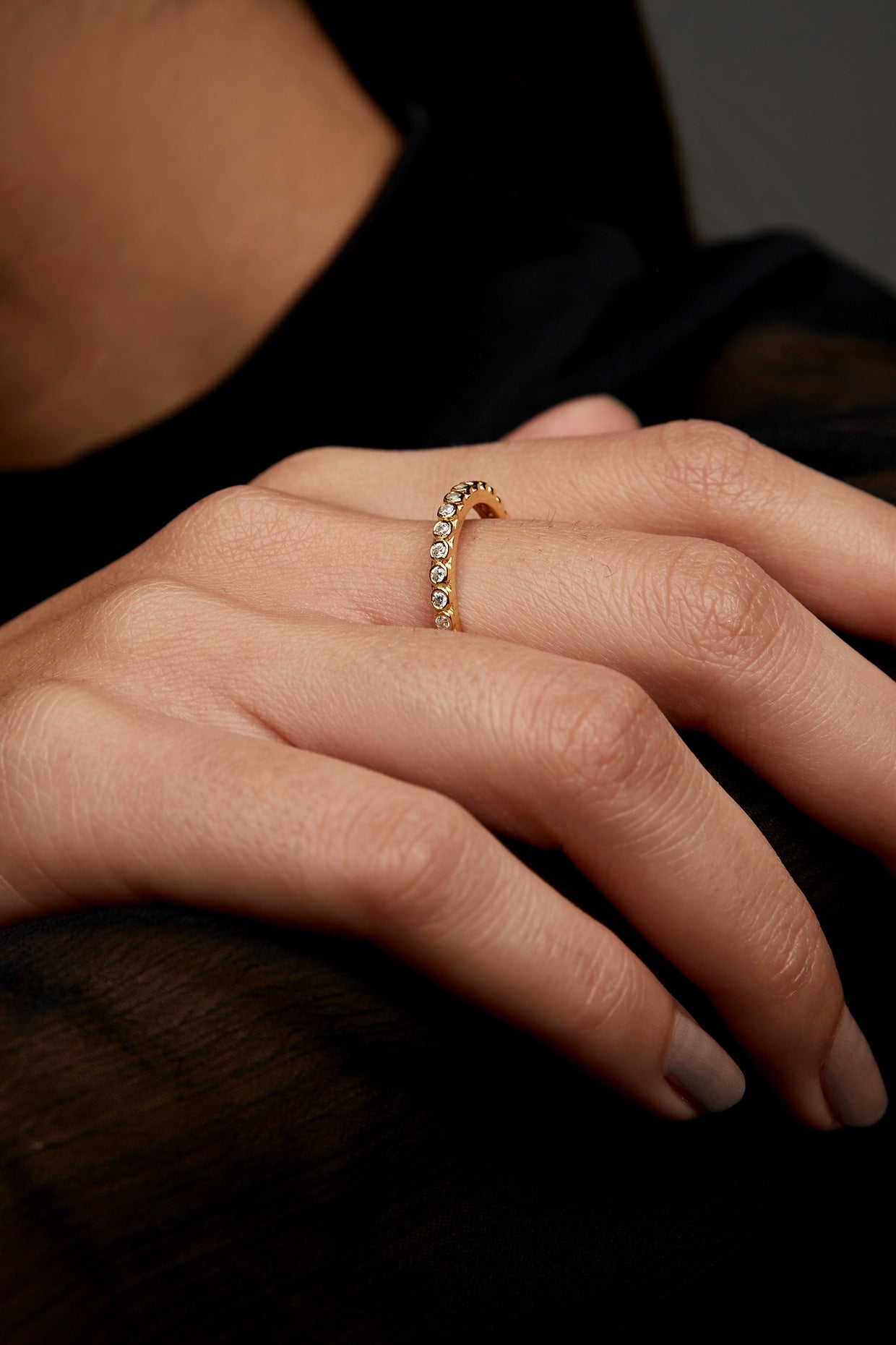 Gold Finish Enambeled Ring In Sterling Silver With Zircons