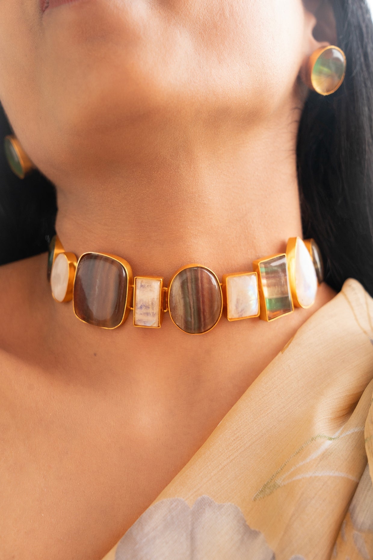 Brown Synthetic Stone Choker Necklace Set