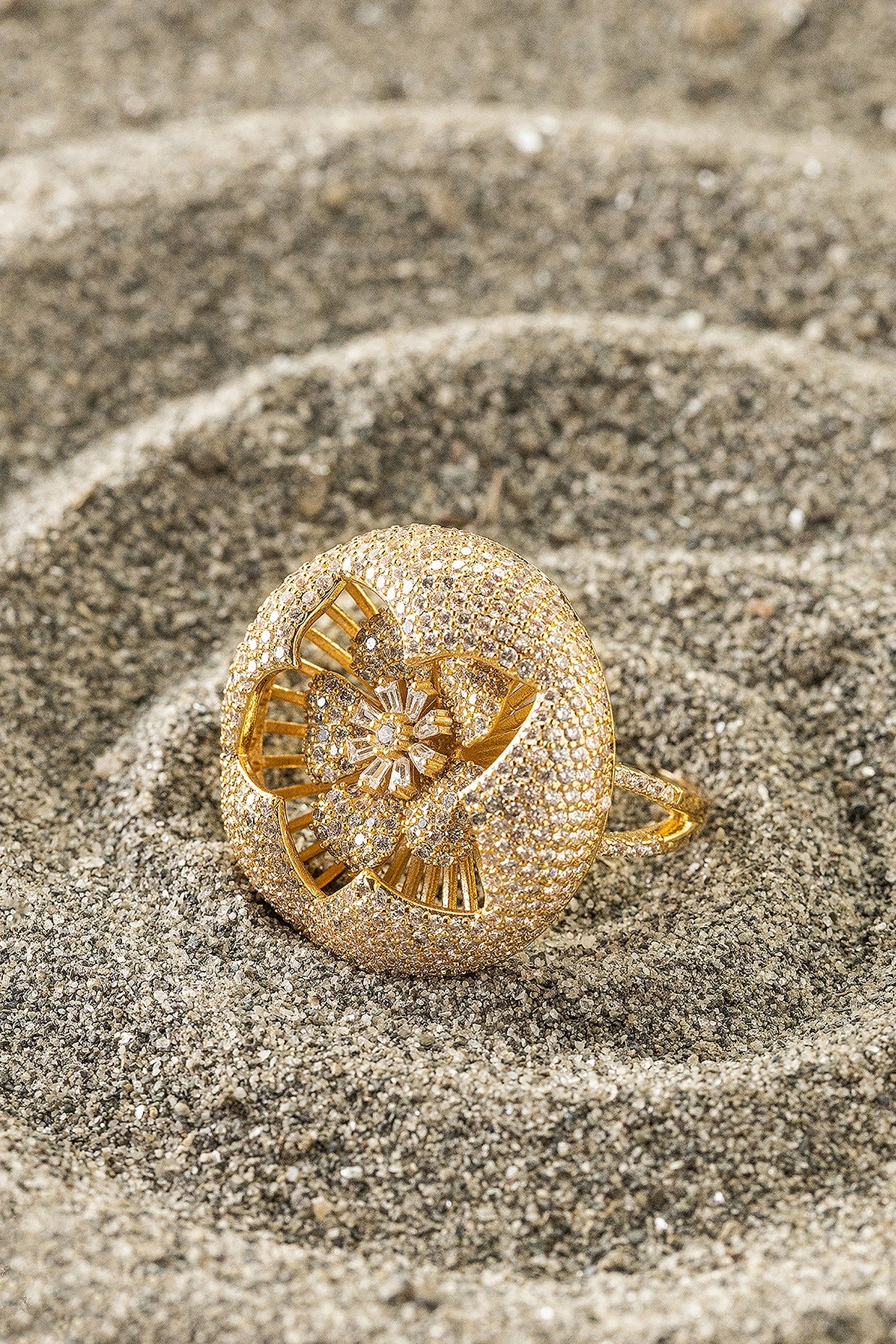 Gold Finish Zircon Ring