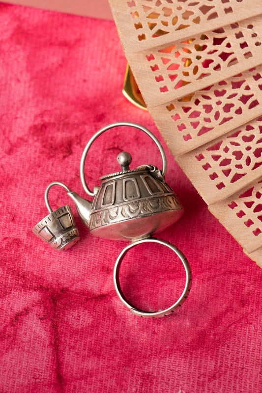 Oxidised Silver Finish Handcrafted Ketli Chai Ring In Sterling Silver