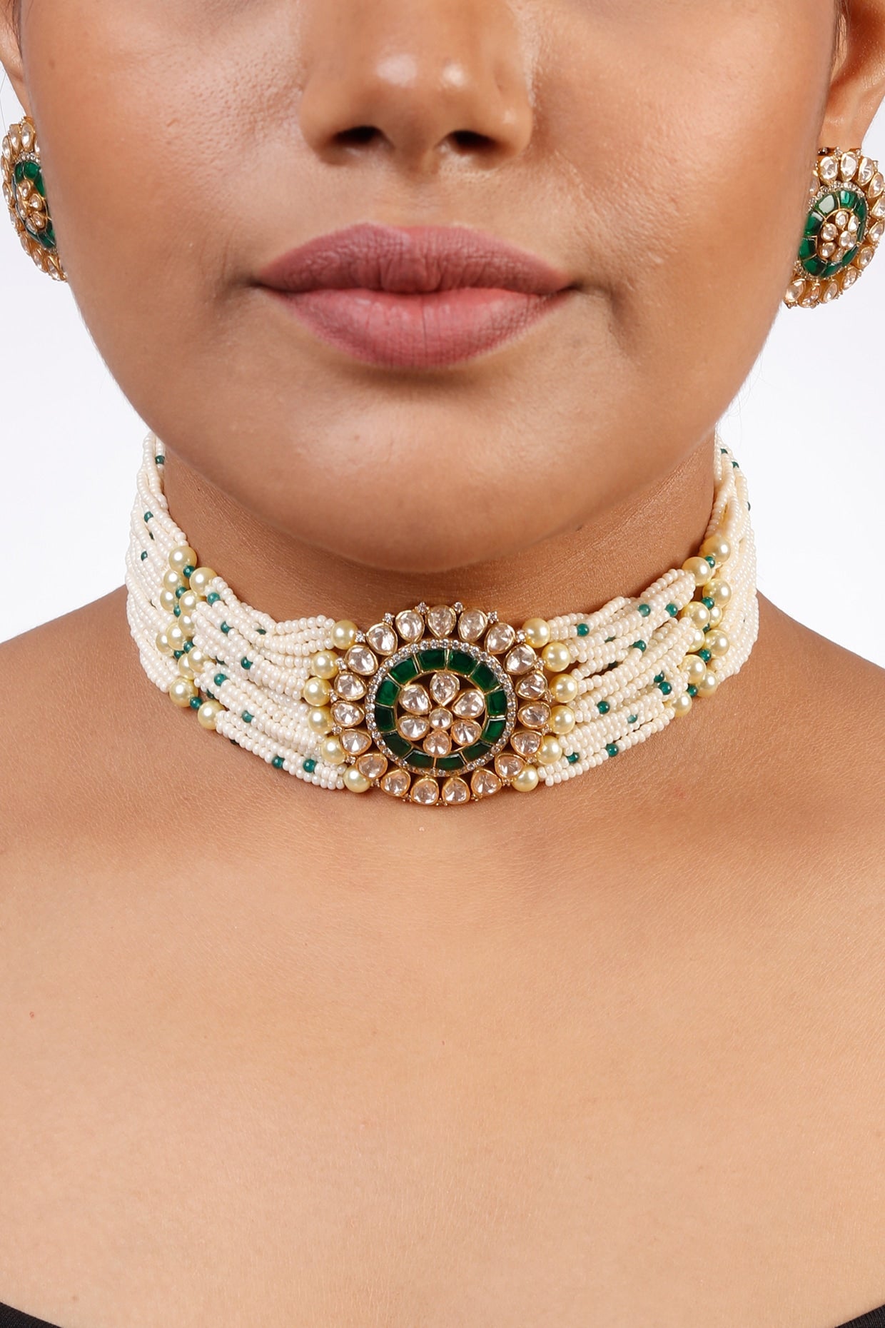 Gold Finish Kundan Polki Choker Necklace Set In Sterling Silver