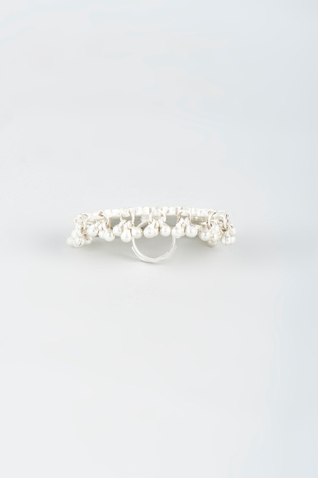 White Finish Ring In Alloy