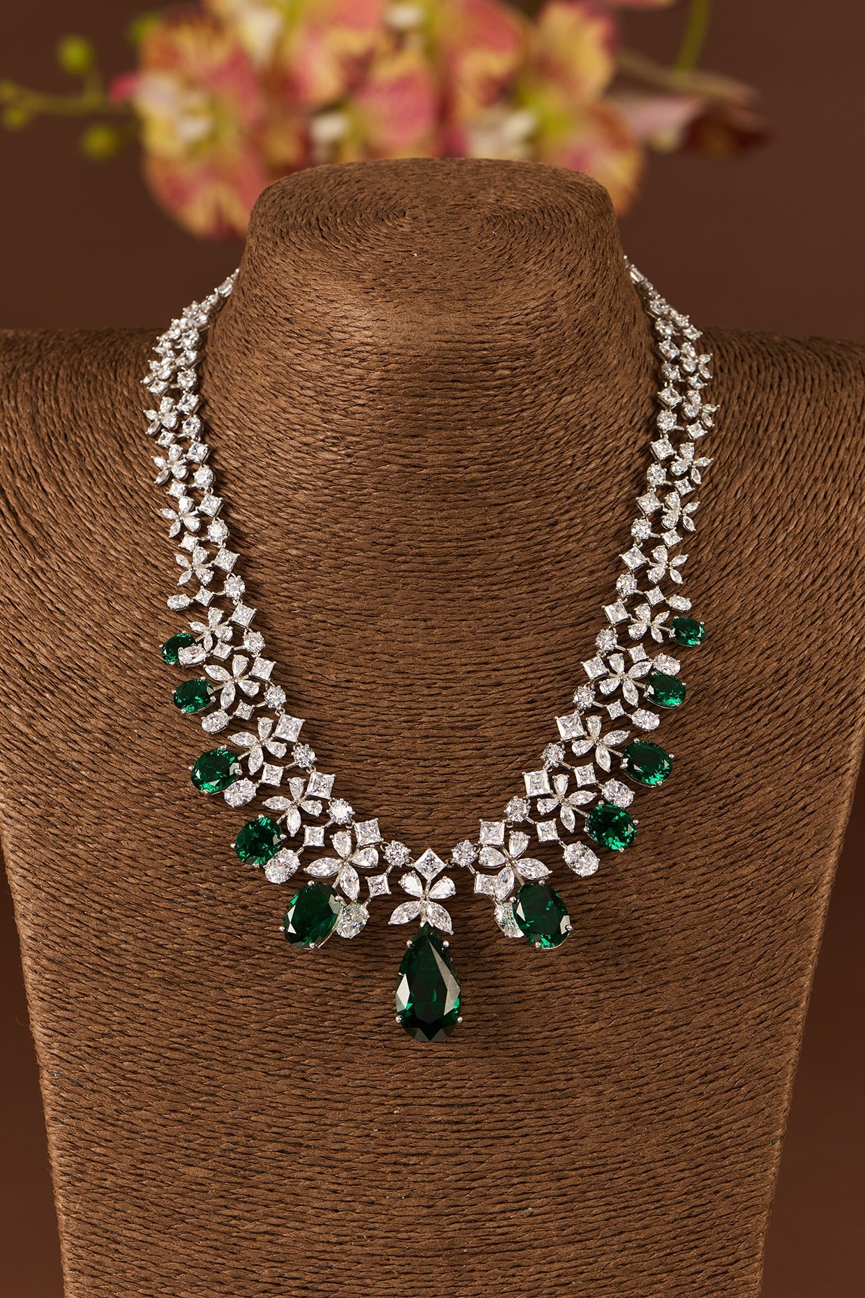 White Finish Zircon & Emerald Necklace Set In Sterling Silver