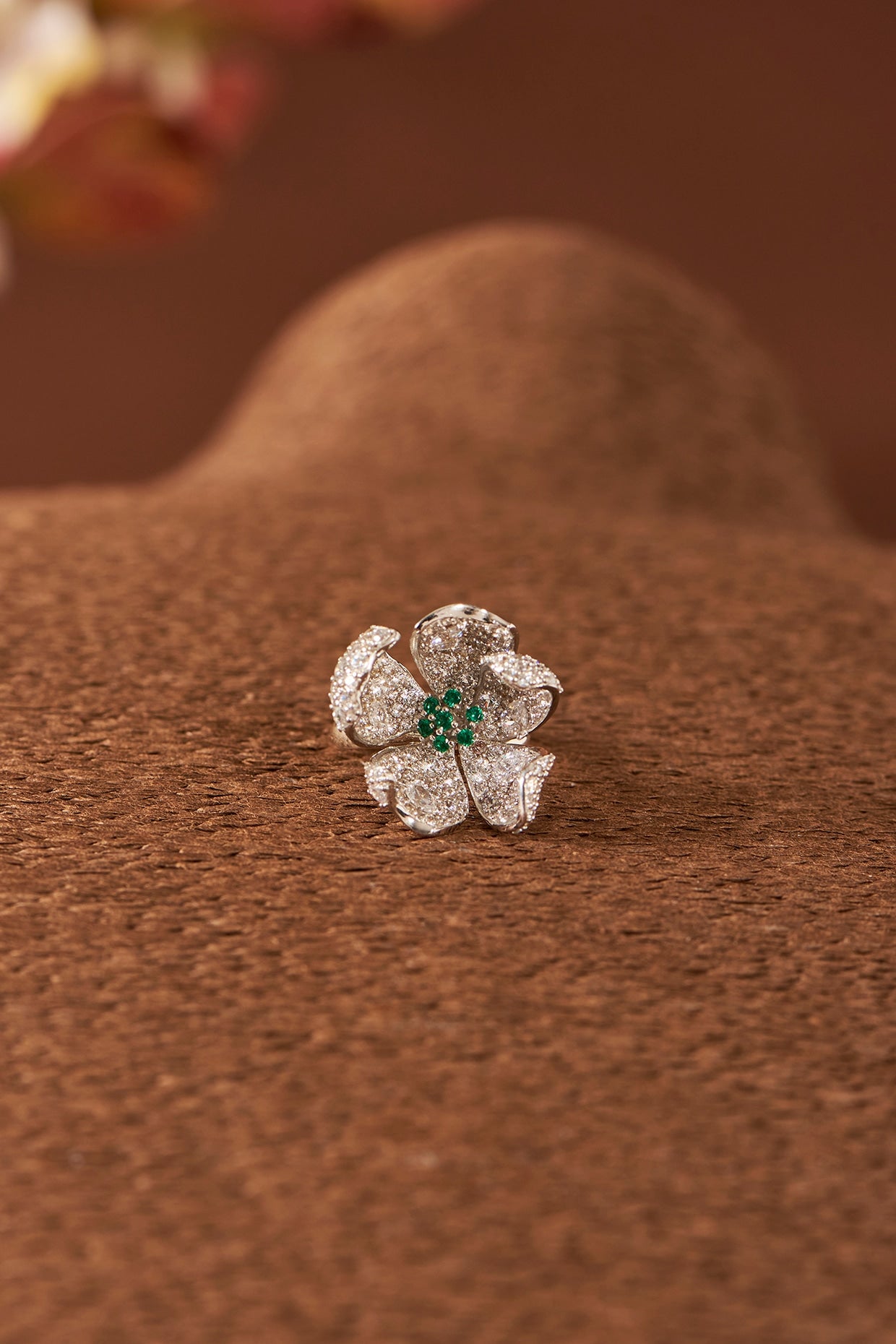 White Finish Zircon & Emerald Ring In Sterling Silver