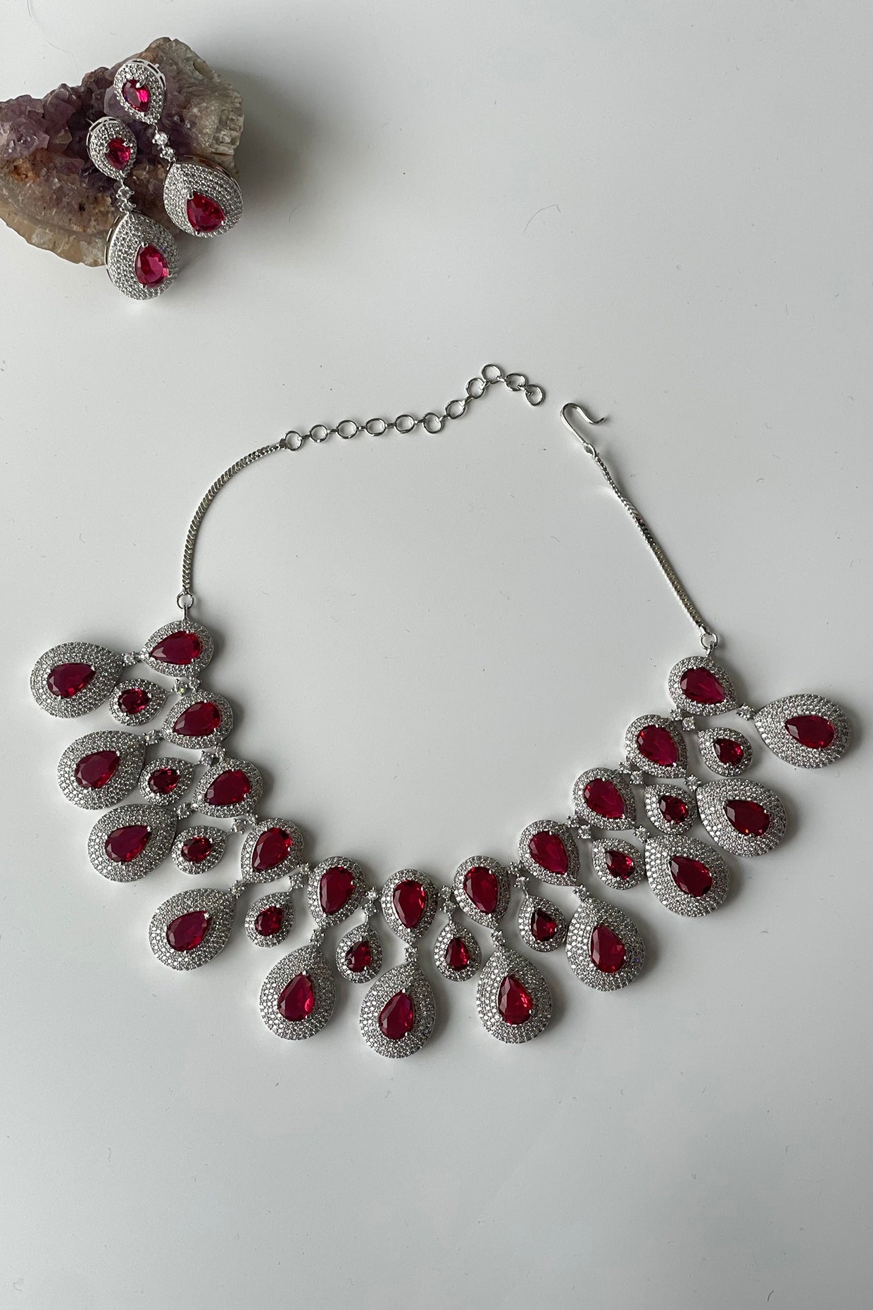 White Finish Zircon & Red Stone Necklace Set