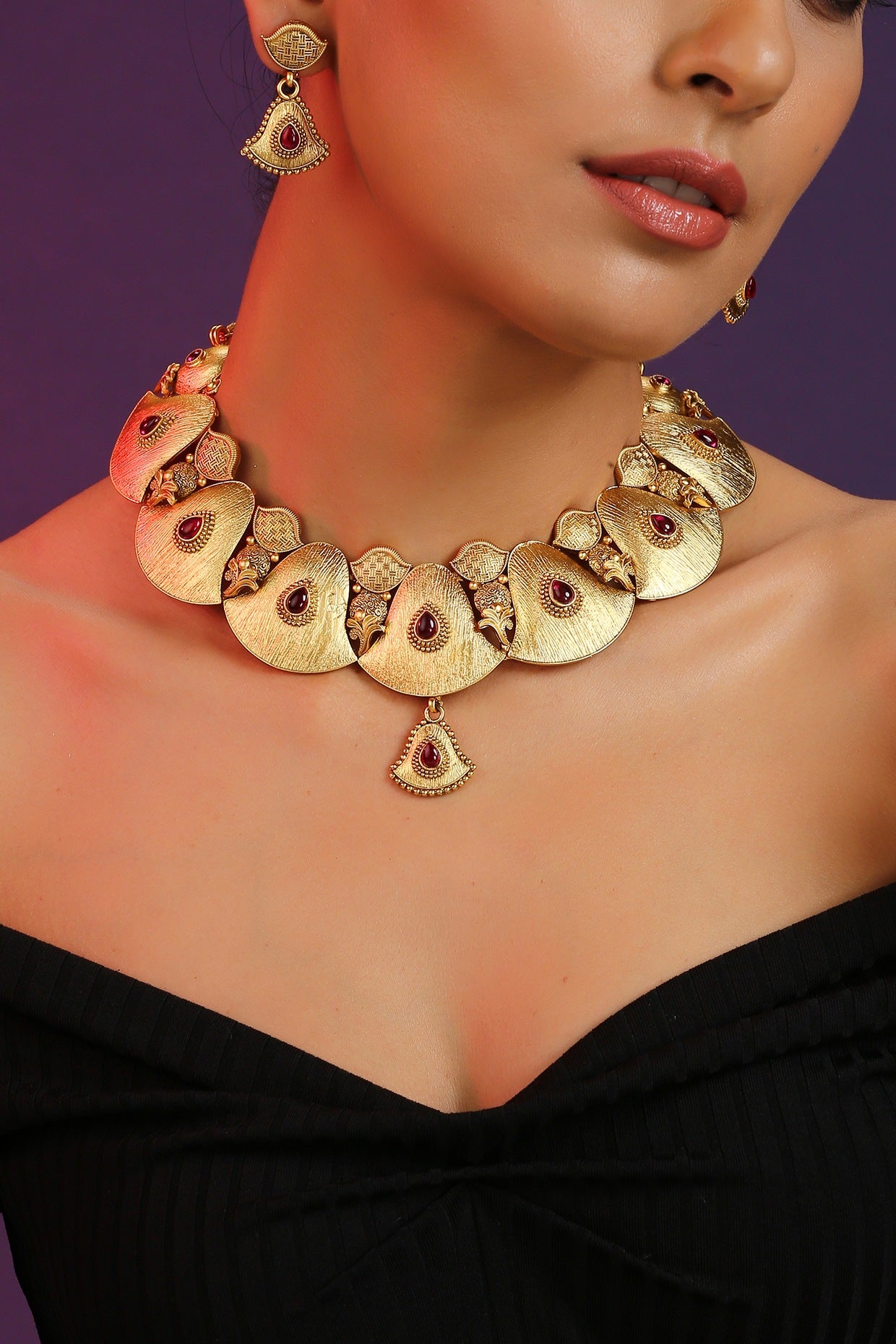 Gold Finish Ruby Stone Choker Necklace Set