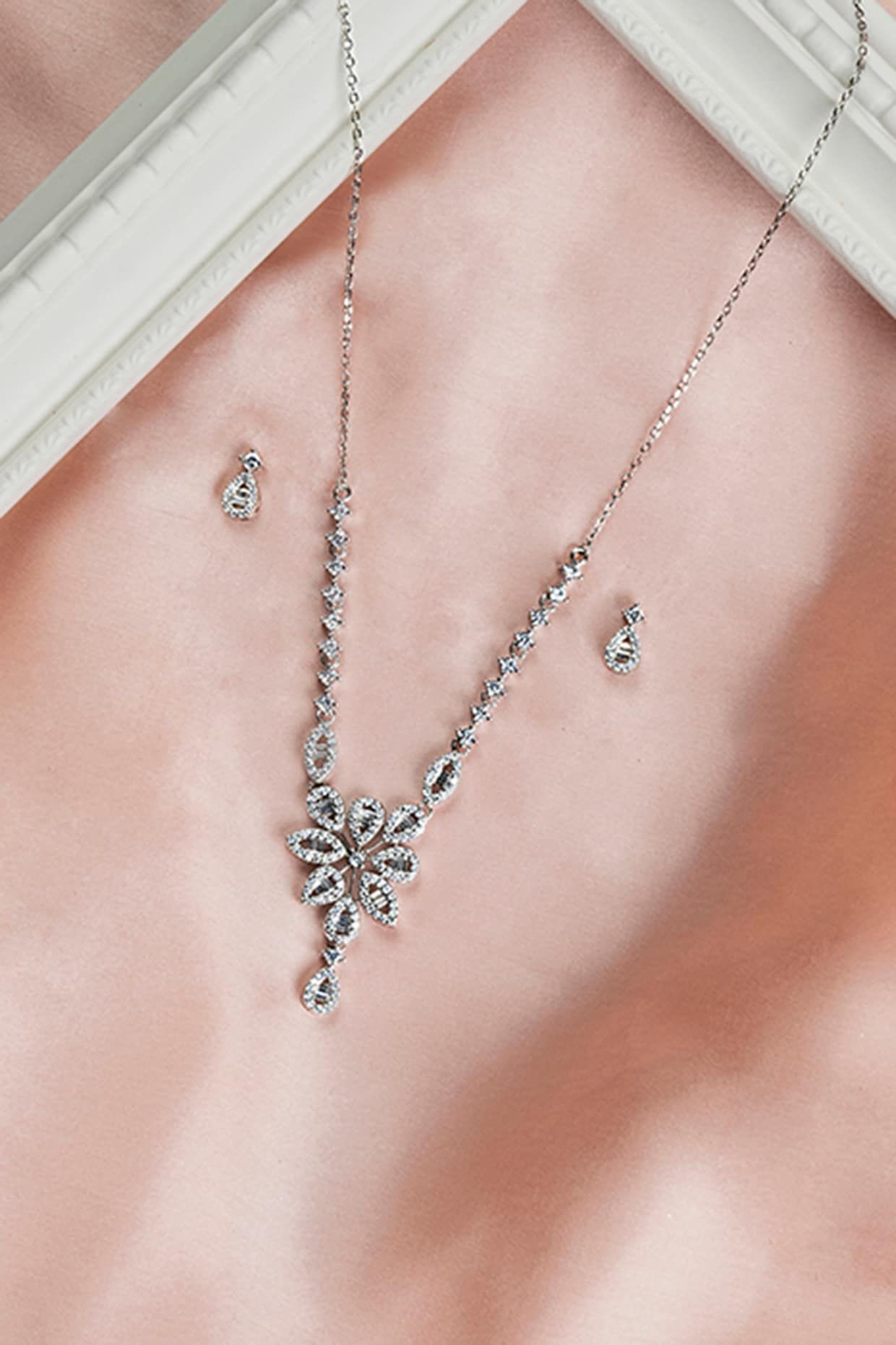 Silver Zircon Bouquet Necklace Set In Sterling Silver