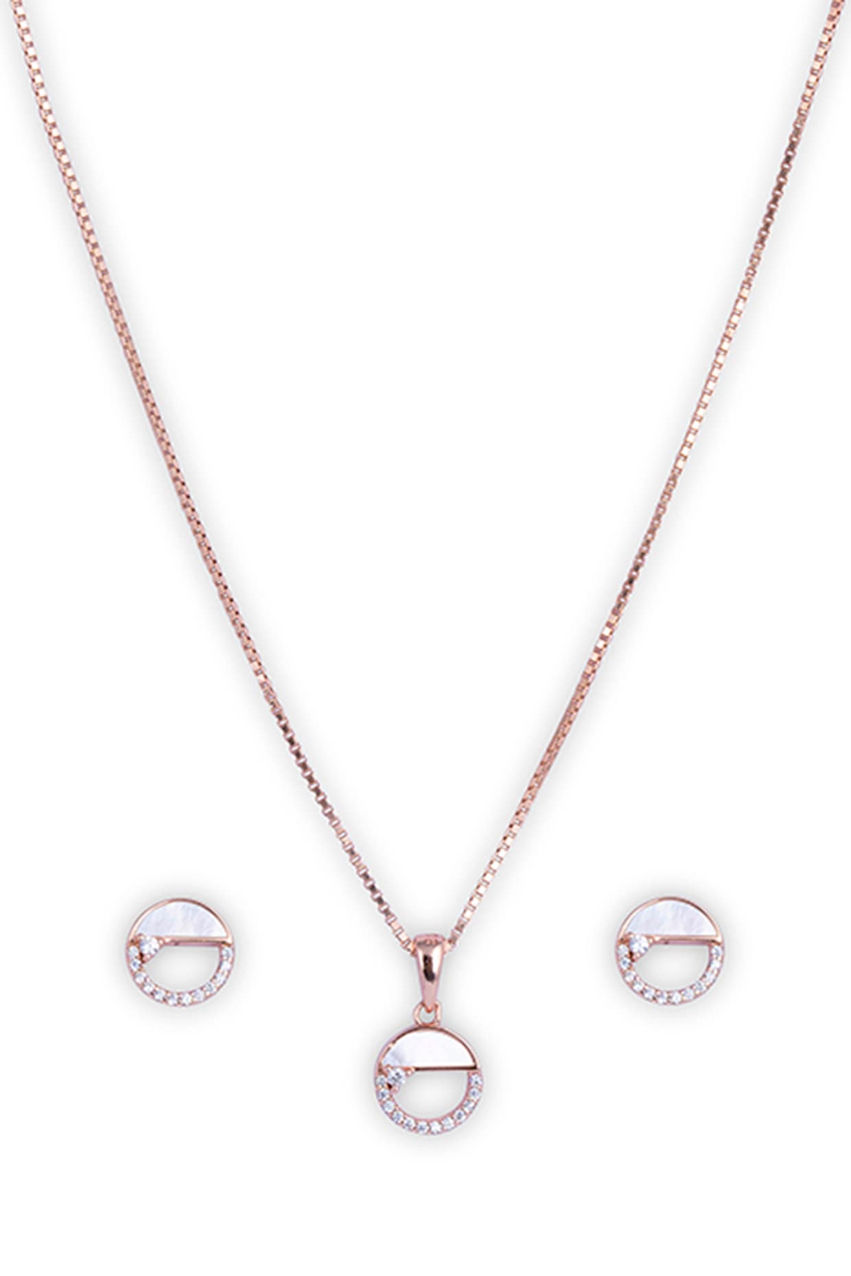 White Zircon Radiant Circle Pendant Necklace Set In Sterling Silver