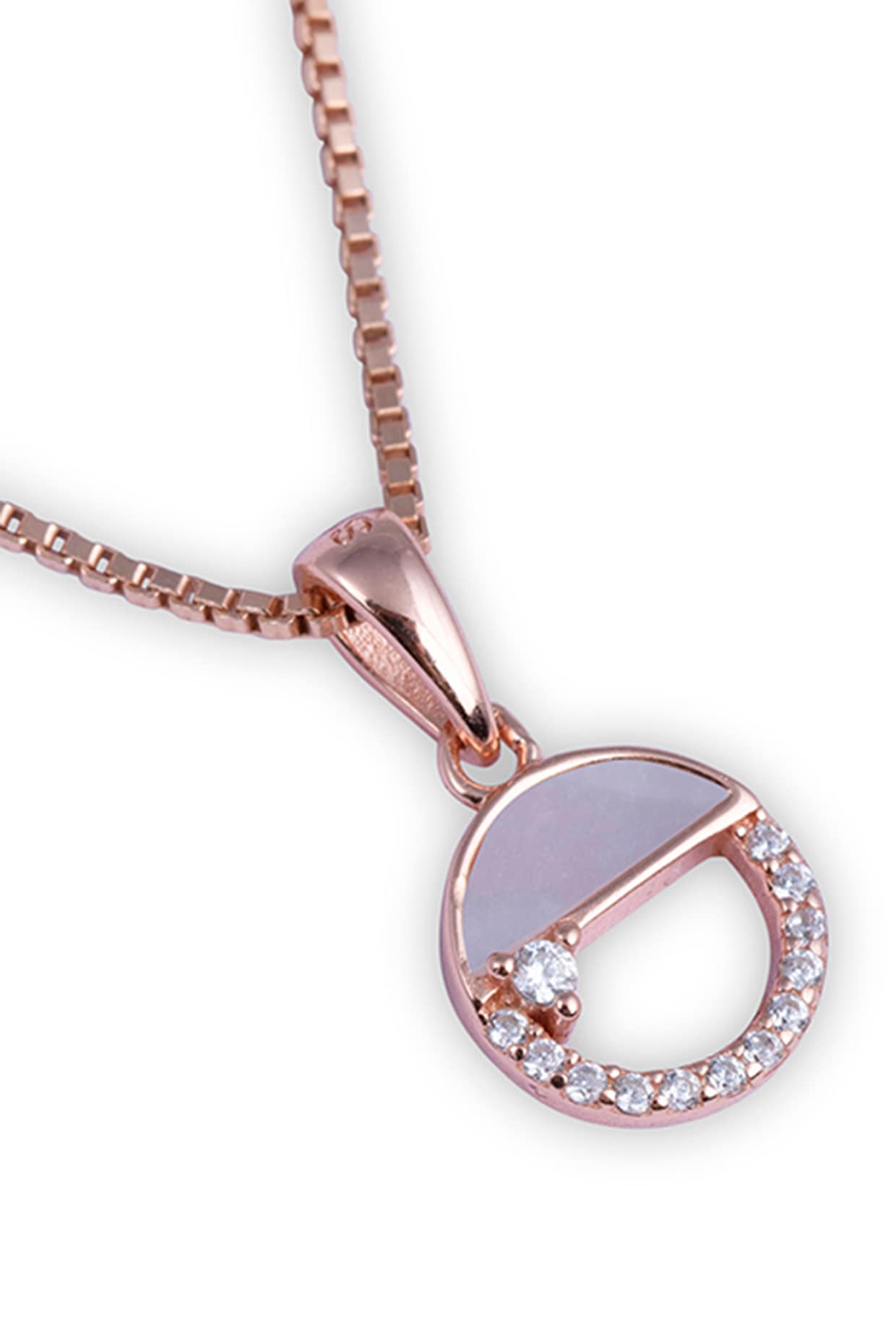 White Zircon Radiant Circle Pendant Necklace Set In Sterling Silver