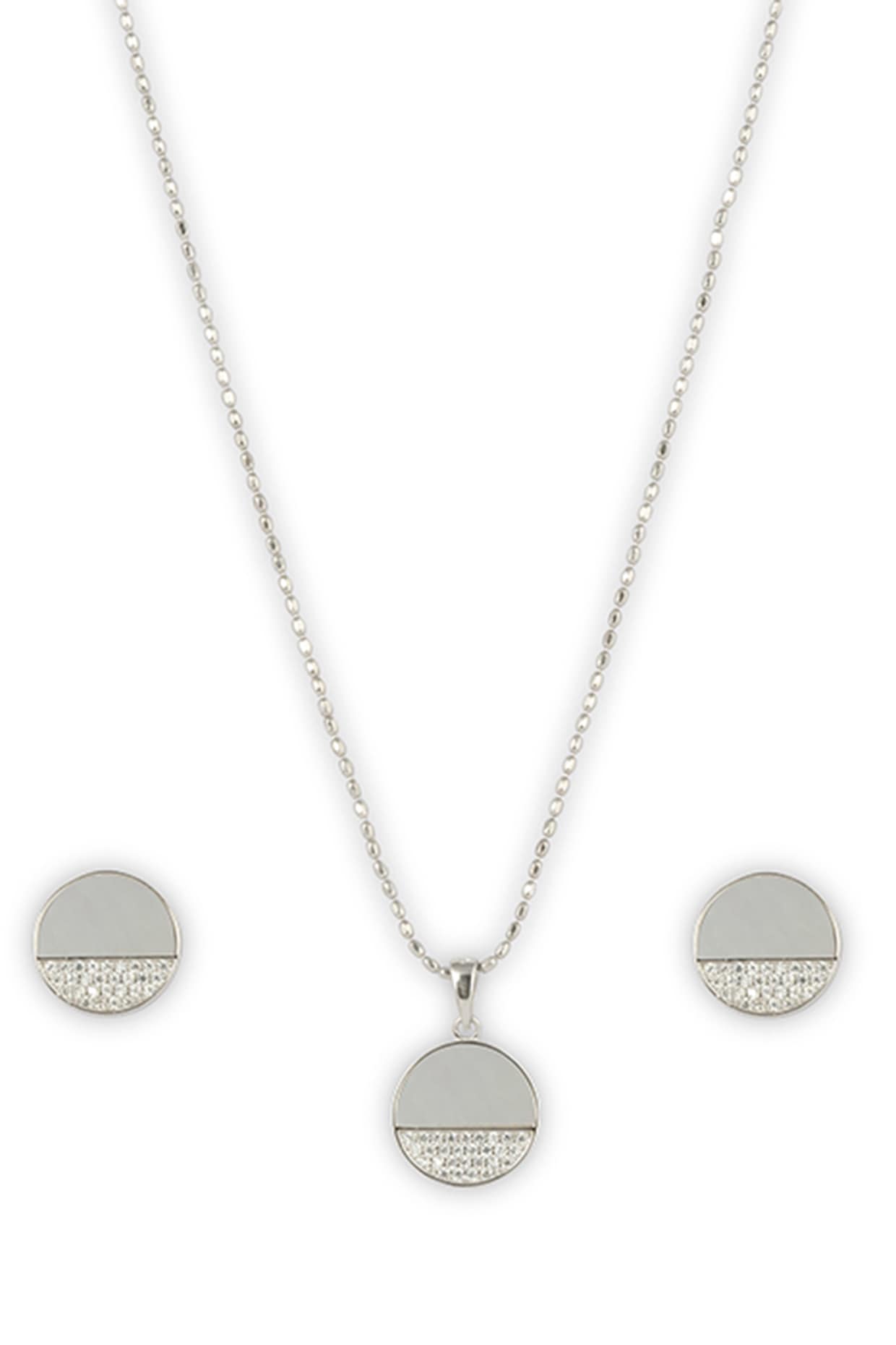 White Zircon Circle Pendant Necklace Set In Sterling Silver