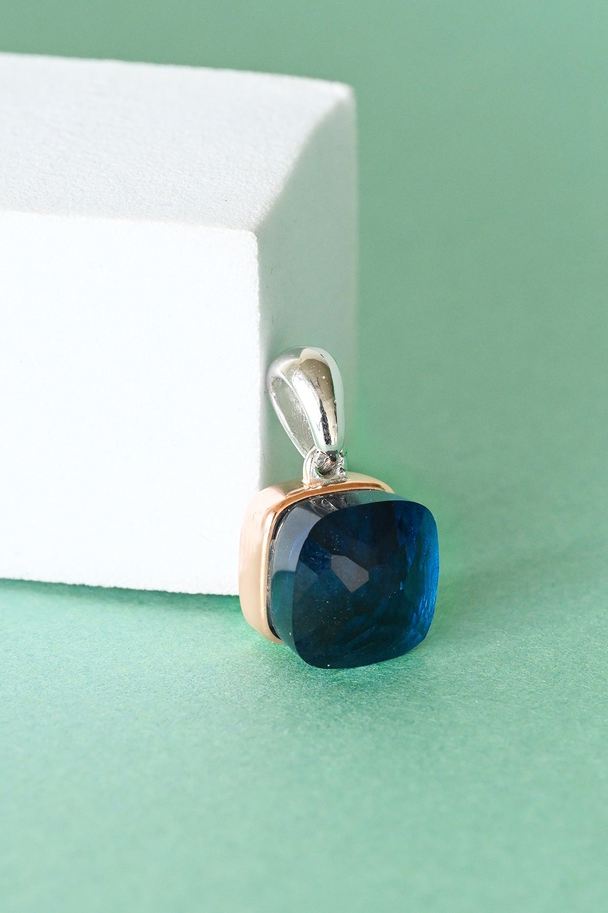 Rose Gold Finish Midnight Blue Stone & Zircon Pendant Set In Sterling Silver