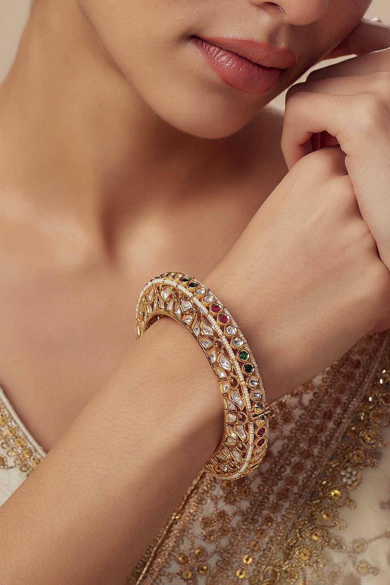 Gold Finish Kundan Polki Bangle