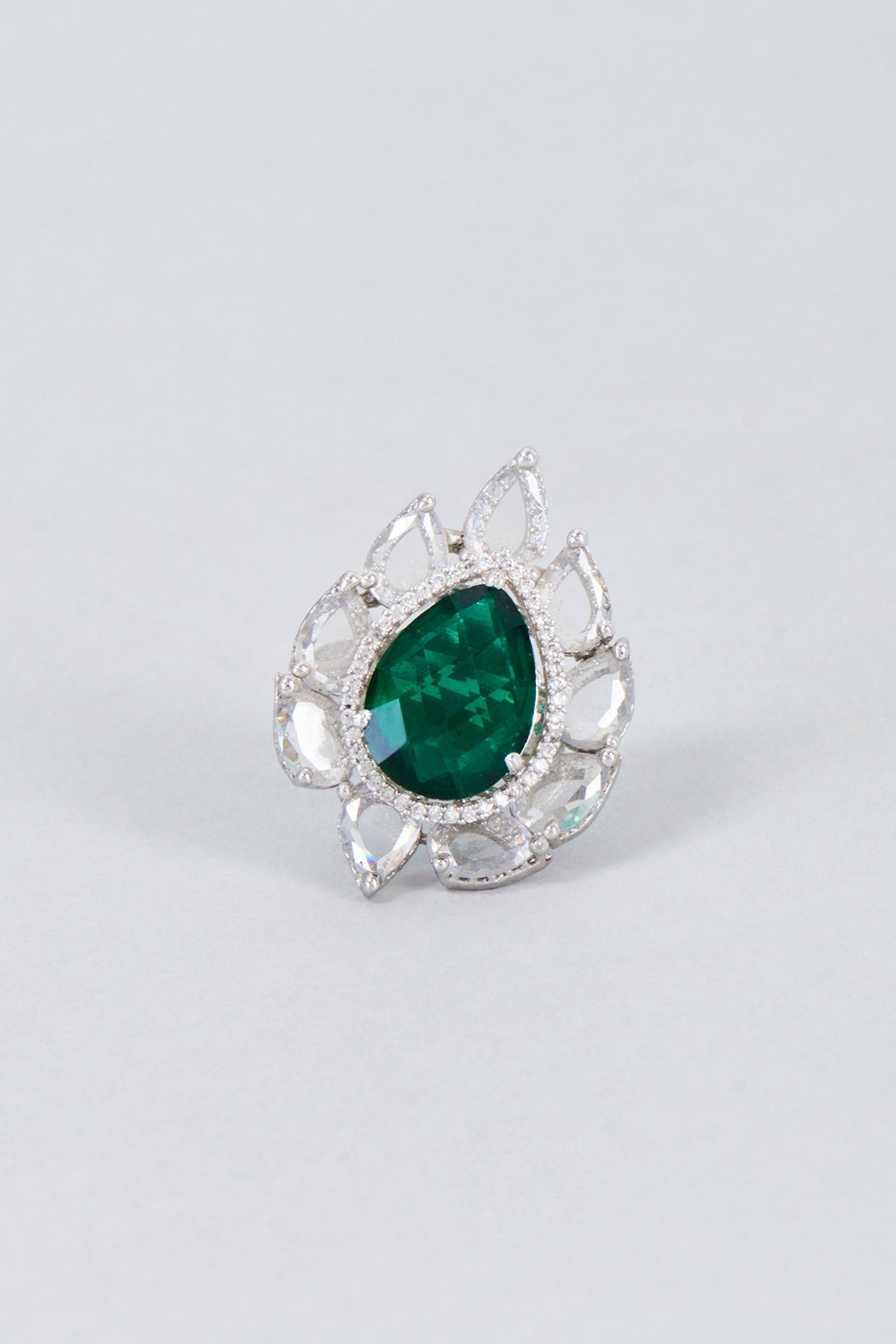 White Finish Zircon & Green Stone Ring