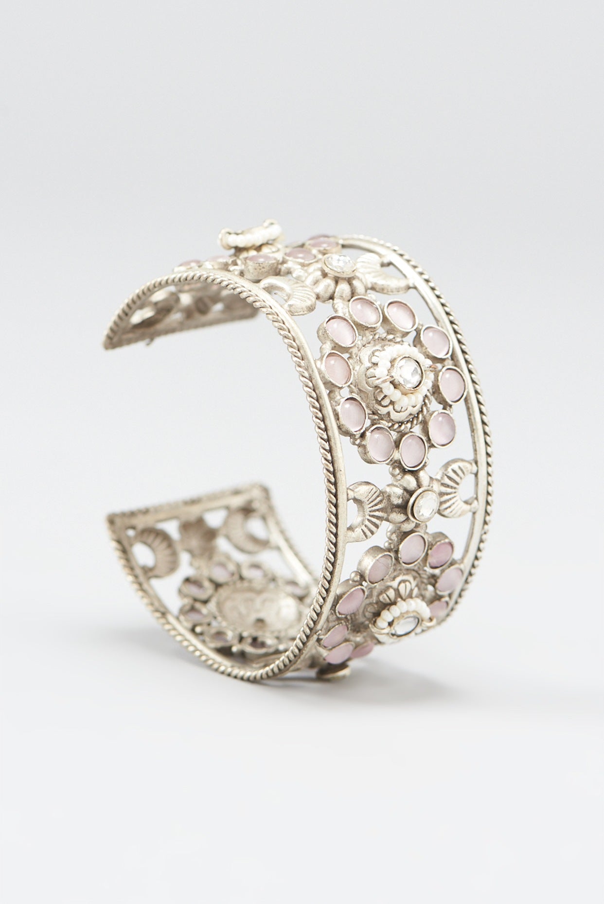 Oxidized Finish Ruby Kundan Cuff