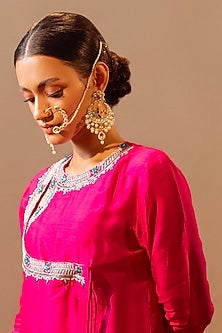 Gold Finish Nose Ring With Kundan