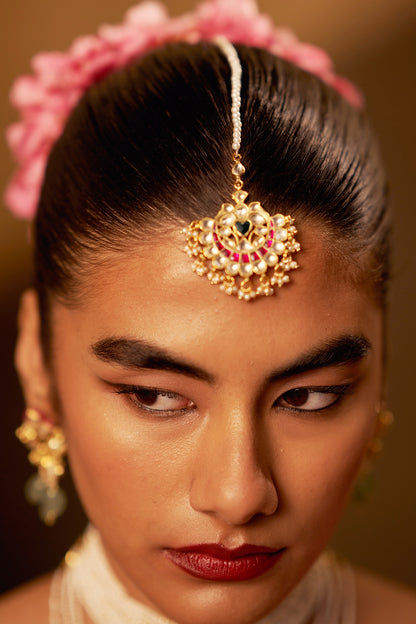 Gold Finish Kundan Polki & Pearl Handmade Jadau Maangtikka