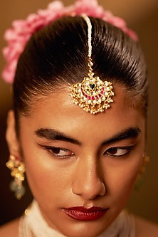 Gold Finish Kundan Polki & Pearl Handmade Jadau Maangtikka