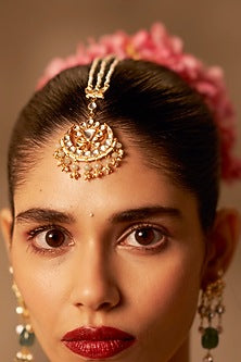 Gold Finish Kundan Polki & Pearl Handmade Jadau Maangtikka