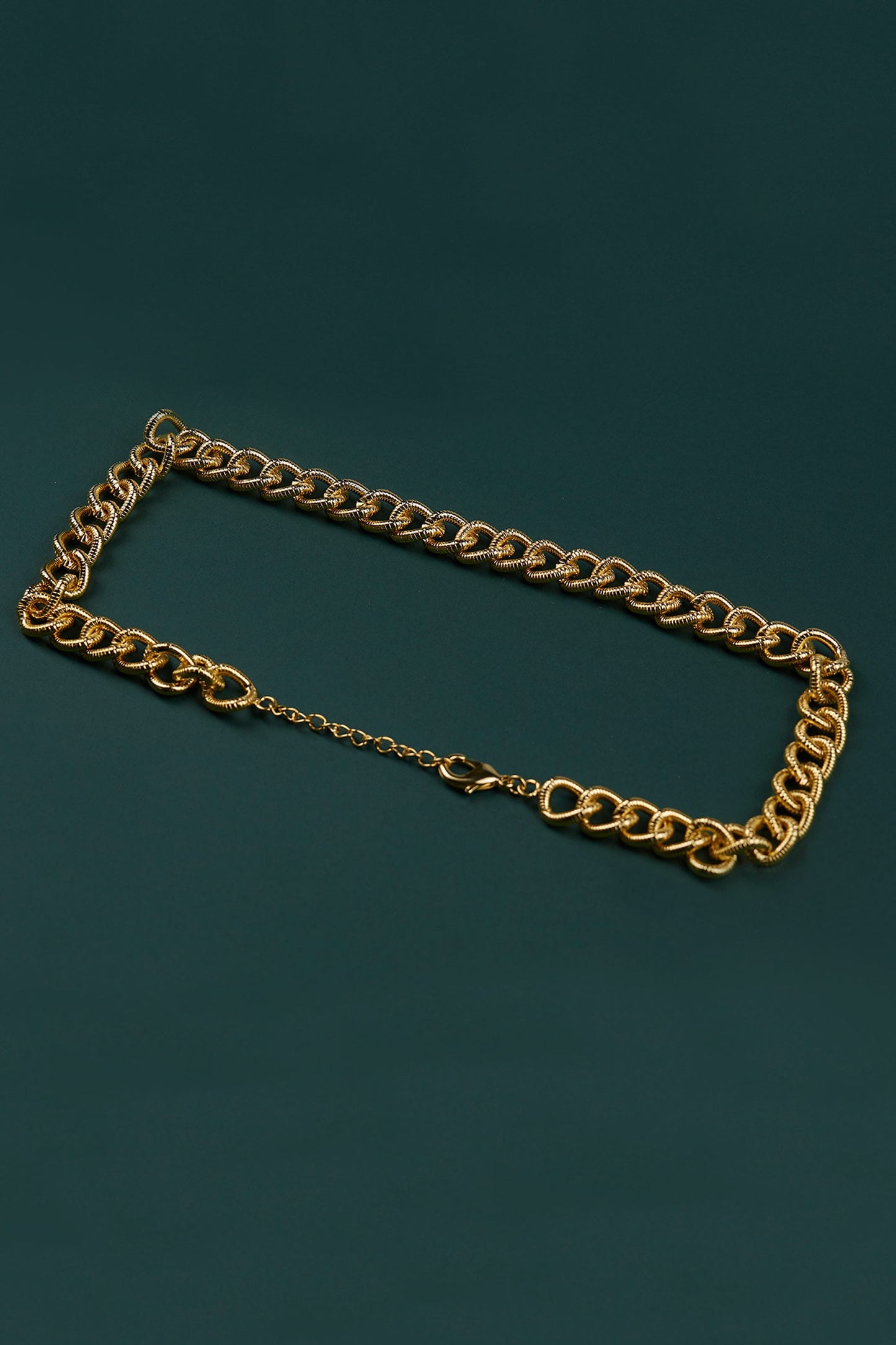 Interlink Chain Textured Necklace 